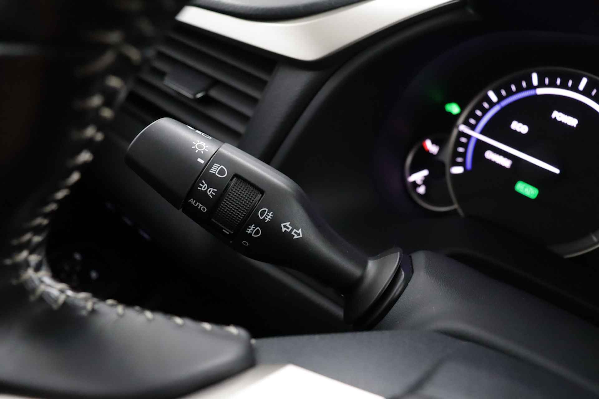 Lexus RX 450h HYBRID 4WD Luxury Line, 12 MND GARANTIE - RIJKLAAR | Panorama | Leer | HUD | DAB+ | Navi | Afn.Trekhaak | Camera | Keyless - 36/59