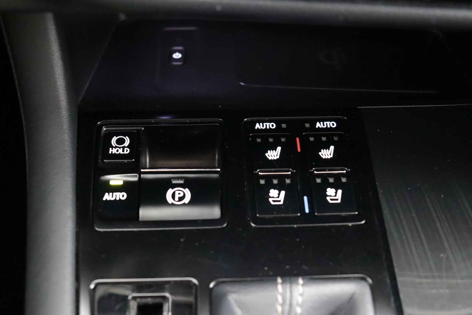 Lexus RX 450h HYBRID 4WD Luxury Line, 12 MND GARANTIE - RIJKLAAR | Panorama | Leer | HUD | DAB+ | Navi | Afn.Trekhaak | Camera | Keyless - 47/59