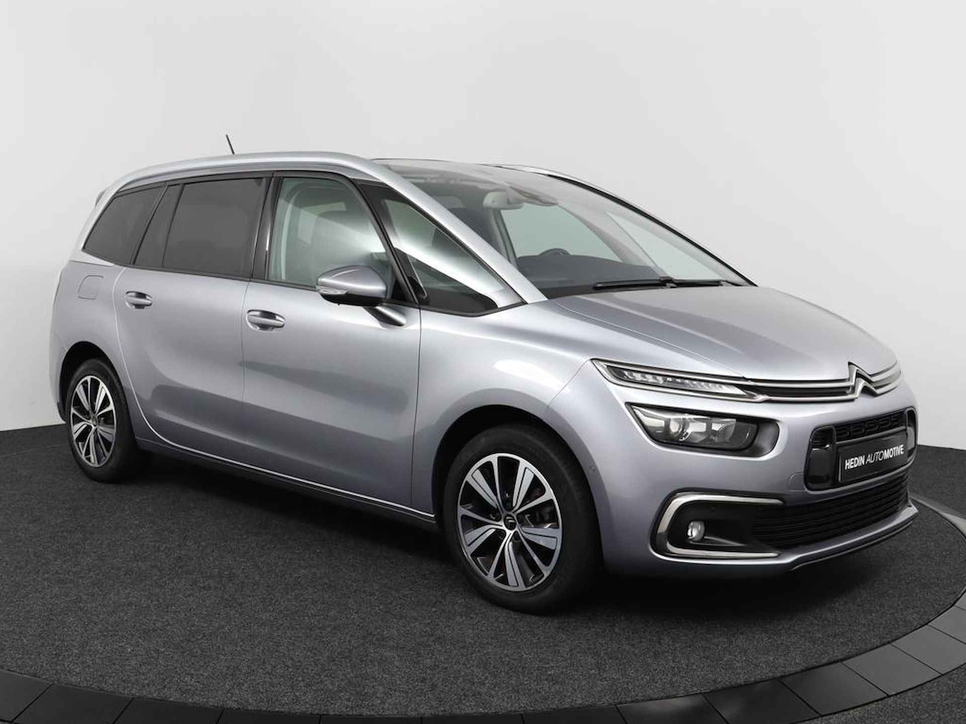 Citroen Grand C4 SpaceTourer 1.2 130pk Shine Aut. 7 pers. | Navigatie | Panoramadak | Camera | Massage | PDC V+A | LMV 17 inch | Trekhaak - 3/57