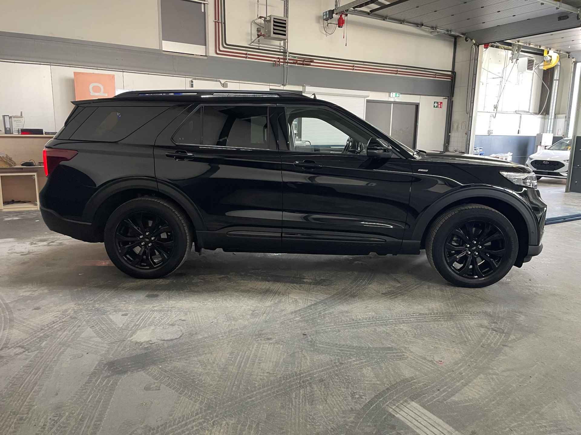 Ford Explorer 3.0 V6 EcoBoost PHEV ST-Line | Black Edition | Pano | BLiss | Carplay | - 9/30