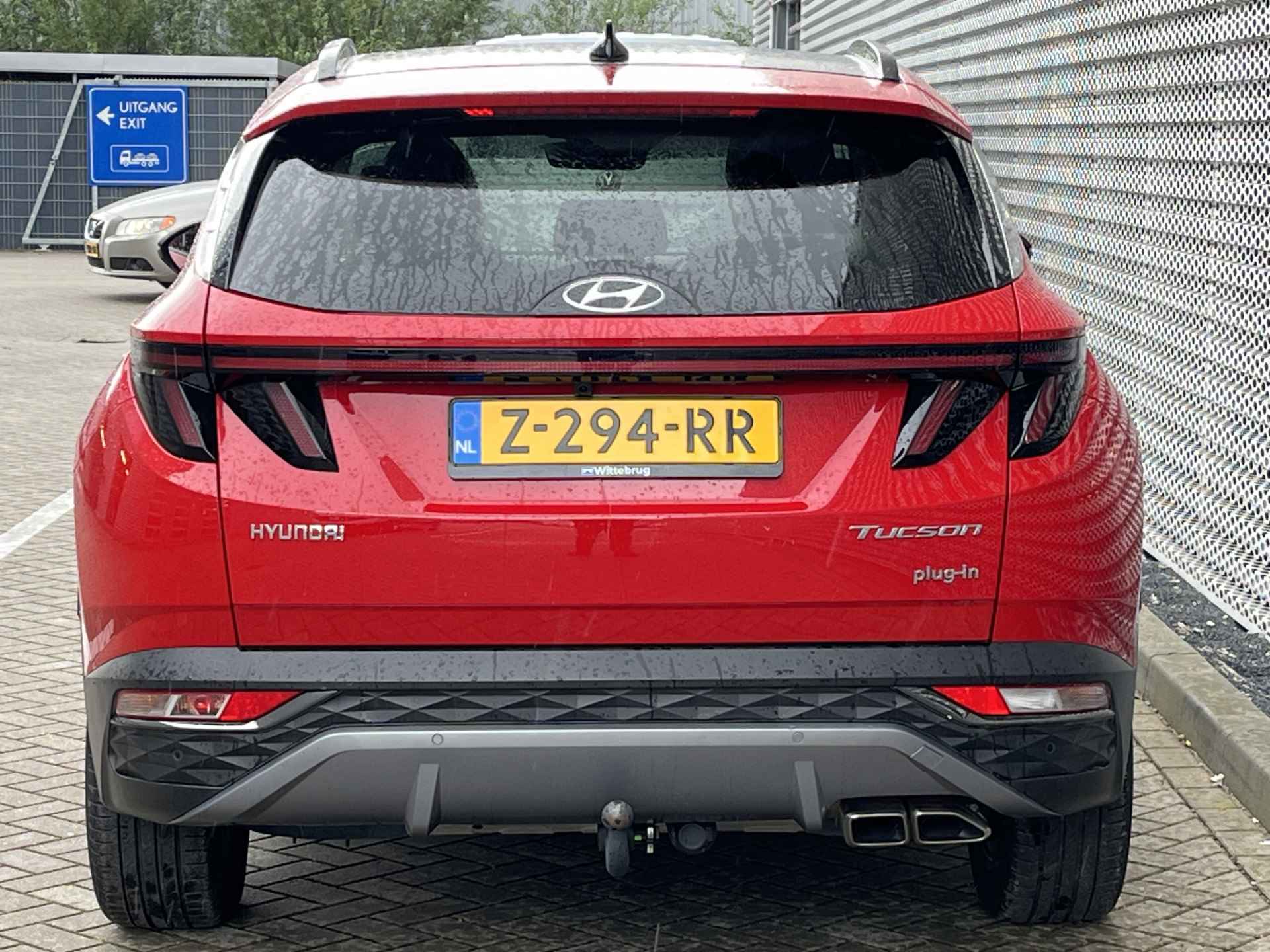 Hyundai Tucson 1.6 T-GDI PHEV Premium Sky 4WD TREKHAAK | PANORAMADAK | LEDER | NAVIGATIE | ZEER RIJKE UITRUSTING - 45/49