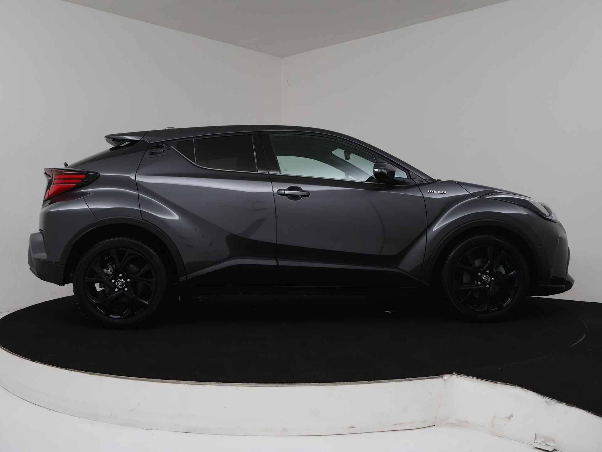 Toyota C-HR 1.8 Hybrid Executive | JBL | Navigatie | Camera | LM velgen | Leder | - 15/38