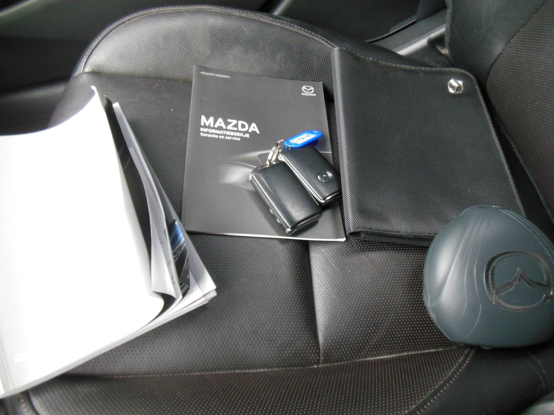 Mazda 3 2.0 SkyActiv-G 122 Comfort met Bose 12 maanden Bovag  garantie leer carplay android - 21/22
