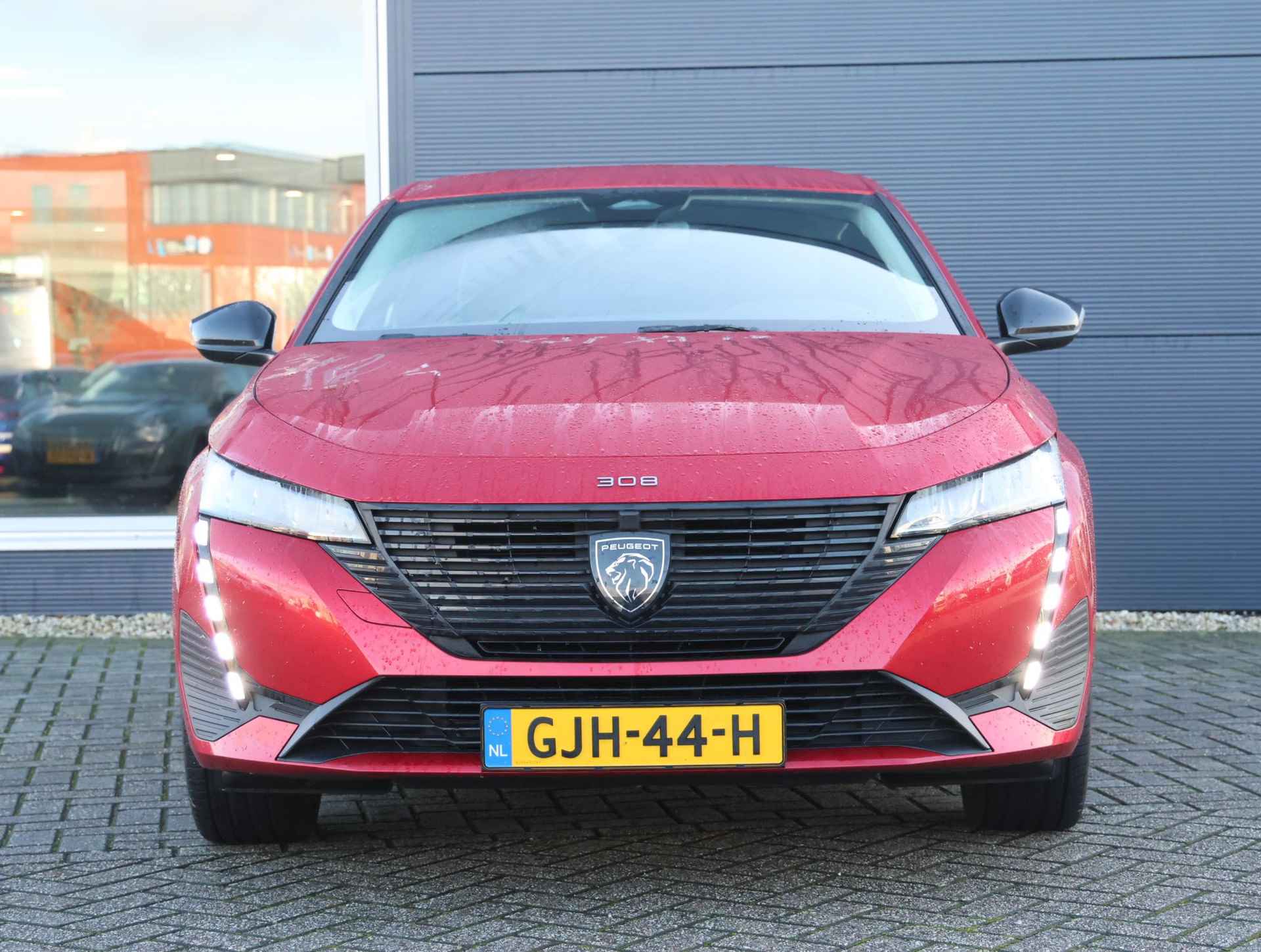 Peugeot e-308 SW Style EV 54 kWh 156PK | Adaptive CruiseControl | 3-FASE | 18''LMV | AppleCarPlay/AndroidAuto | Parkeersensoren Achter | - 5/38