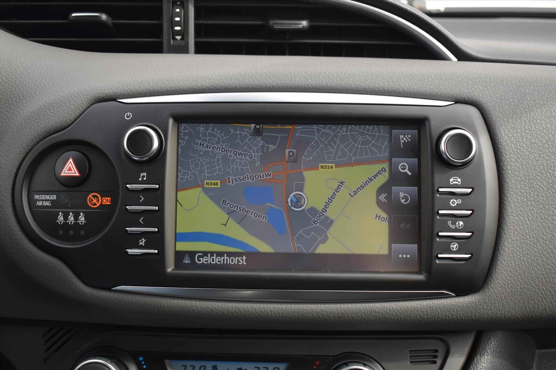 Toyota Yaris 1.0 VVT-i 5drs Aspiration | Camera | Navigatie | Bluetooth | Origineel NL | Incl. BOVAG garantie etc.. - 14/26