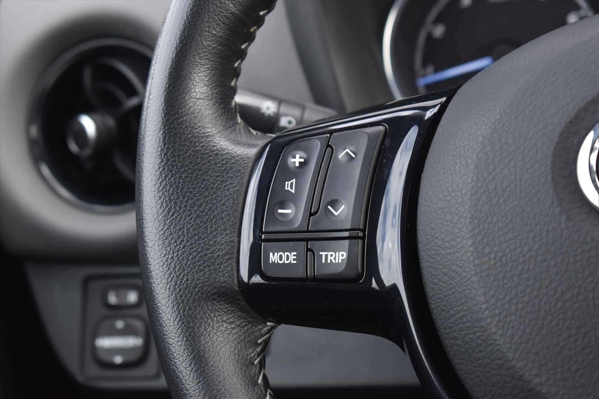 Toyota Yaris 1.0 VVT-i 5drs Aspiration | Camera | Navigatie | Bluetooth | Origineel NL | Incl. BOVAG garantie etc.. - 18/26