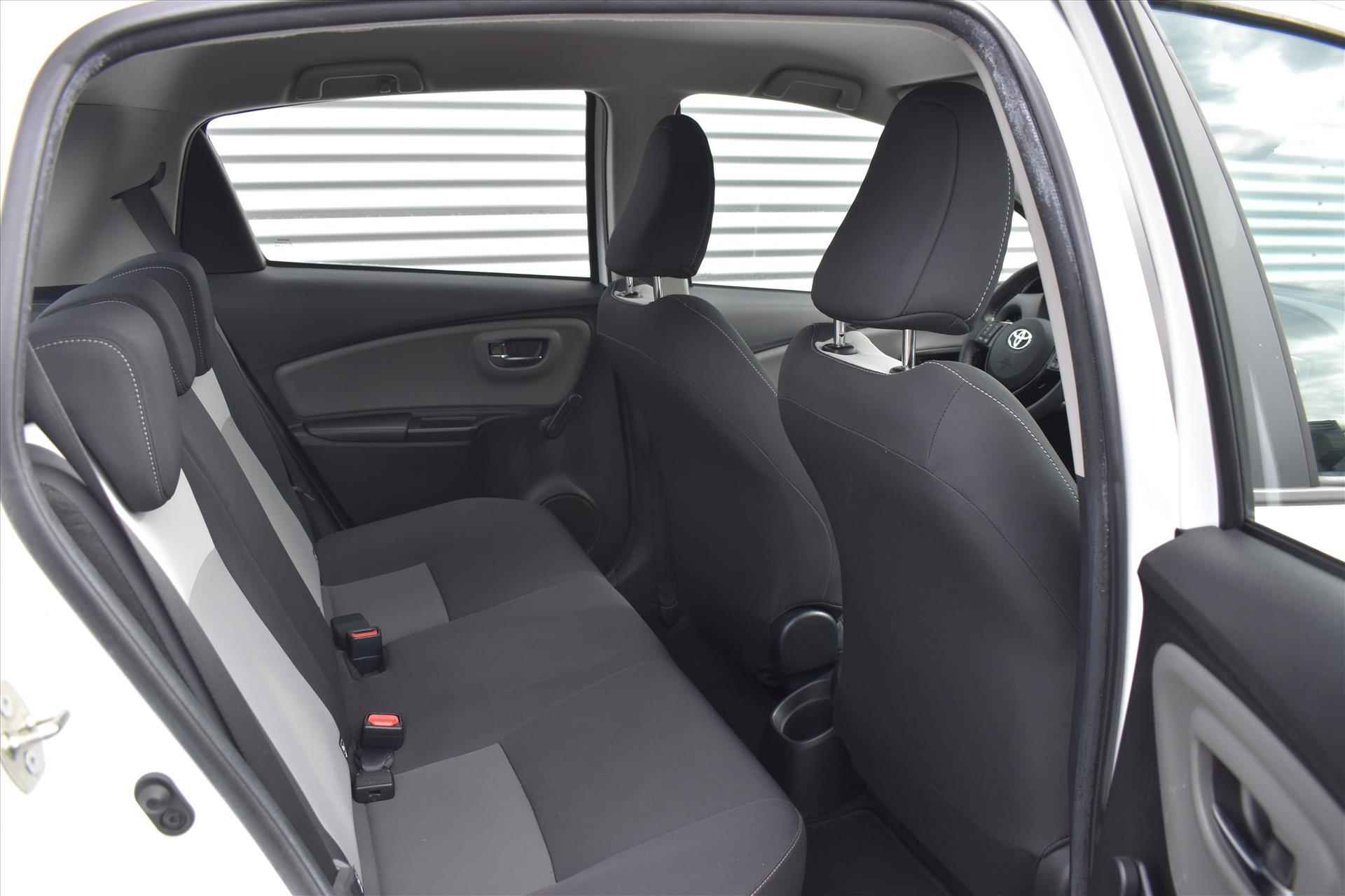 Toyota Yaris 1.0 VVT-i 5drs Aspiration | Camera | Navigatie | Bluetooth | Origineel NL | Incl. BOVAG garantie etc.. - 23/26