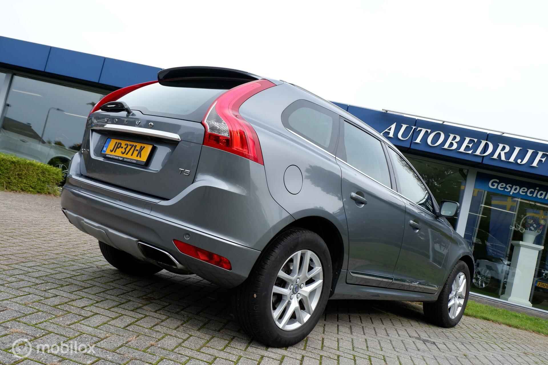 Volvo XC60 MY17 T5 245PK GEARTRONIC8 NORDIC+ LUXERY | PANODAK | STANDKACHEL | CAMERA | XENON - 3/45