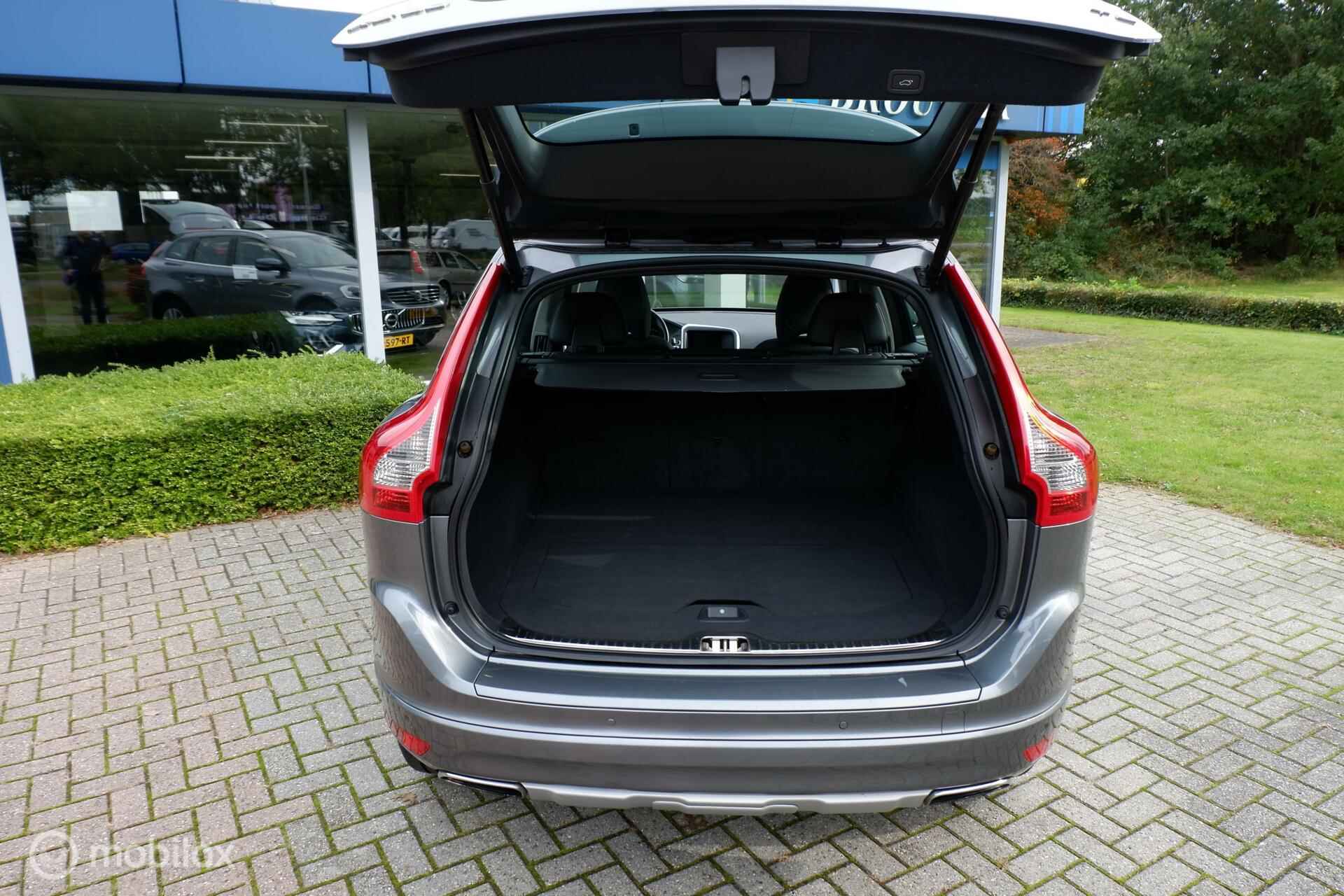 Volvo XC60 MY17 T5 245PK GEARTRONIC8 NORDIC+ LUXERY | PANODAK | STANDKACHEL | CAMERA | XENON - 17/45