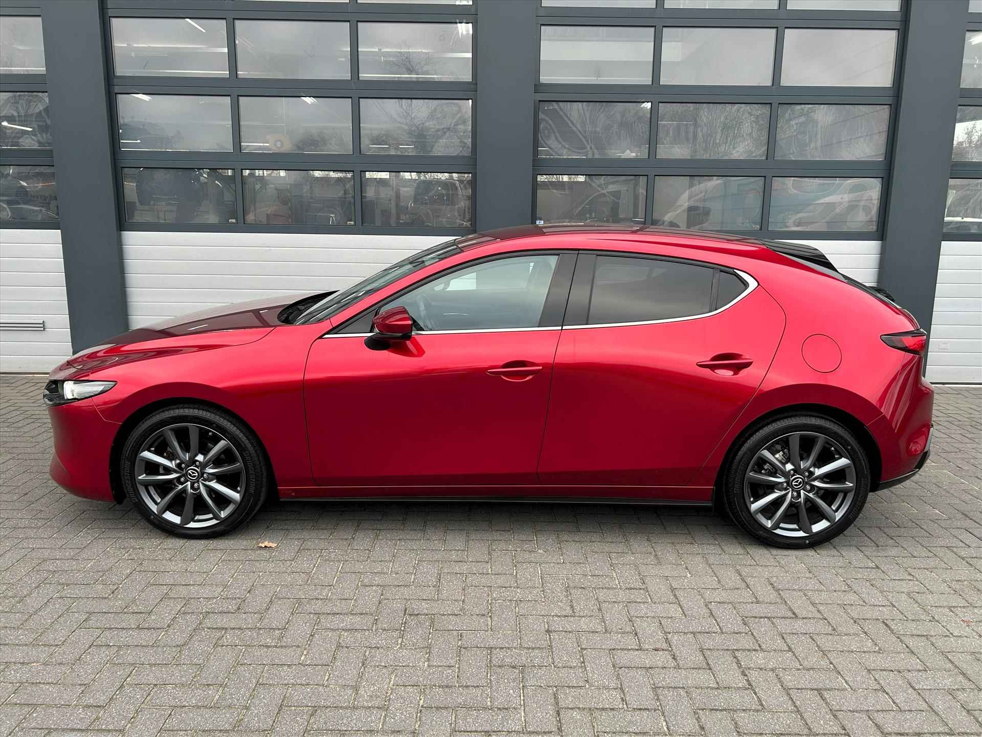 Mazda 3 E-Skyactiv-G 150PK Hybrid, Carplay, HUD, Winterpakket - 4/40