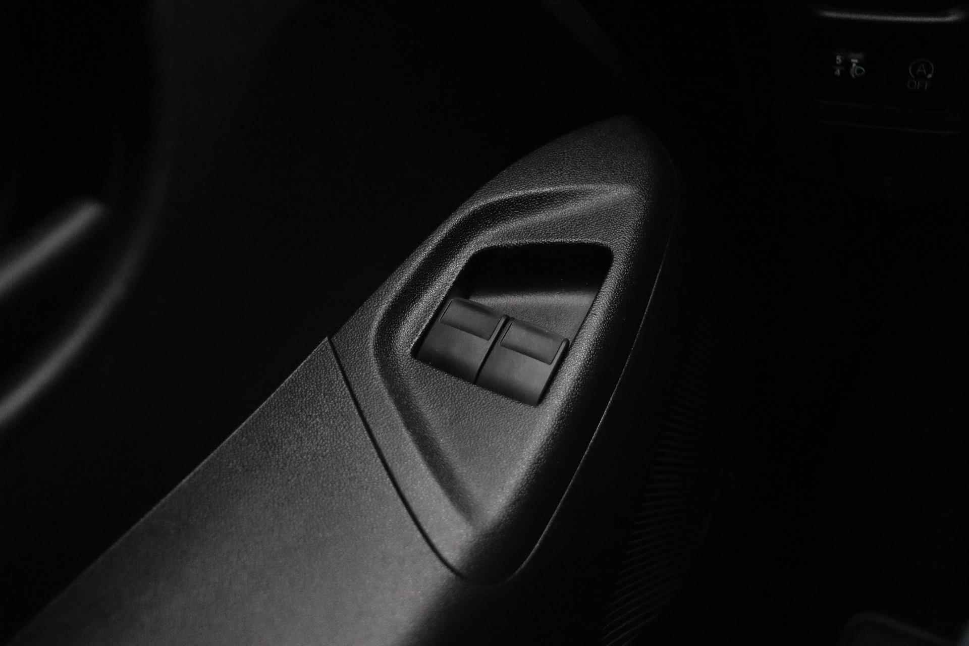 Peugeot 108 1.0 e-VTi Active | Airco | Mistlampen voor | Extra getint glas | Chroom delen exterieur | Buitenspiegels elektrisch verstel- en verwarmbaar | Bluetooth telefoonvoorbereiding - 16/27