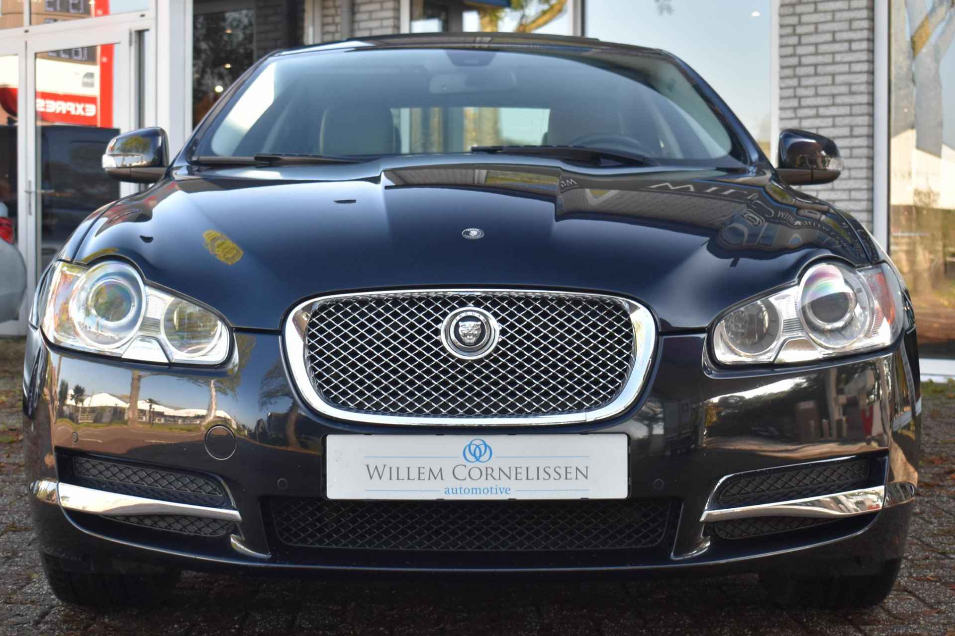 Jaguar XF 3.0 V6 Luxury aut Schuifdak Stoelventilatie Camera - 30/45