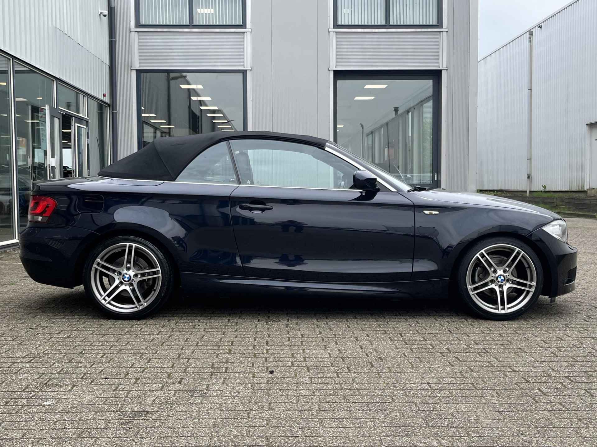 BMW 1-serie Cabrio 118i M Sport Edition | NL Auto/Voll.Historie/M-sport pakket/Navi/Cruise/Clima/Afn.Trekhaak - 3/92