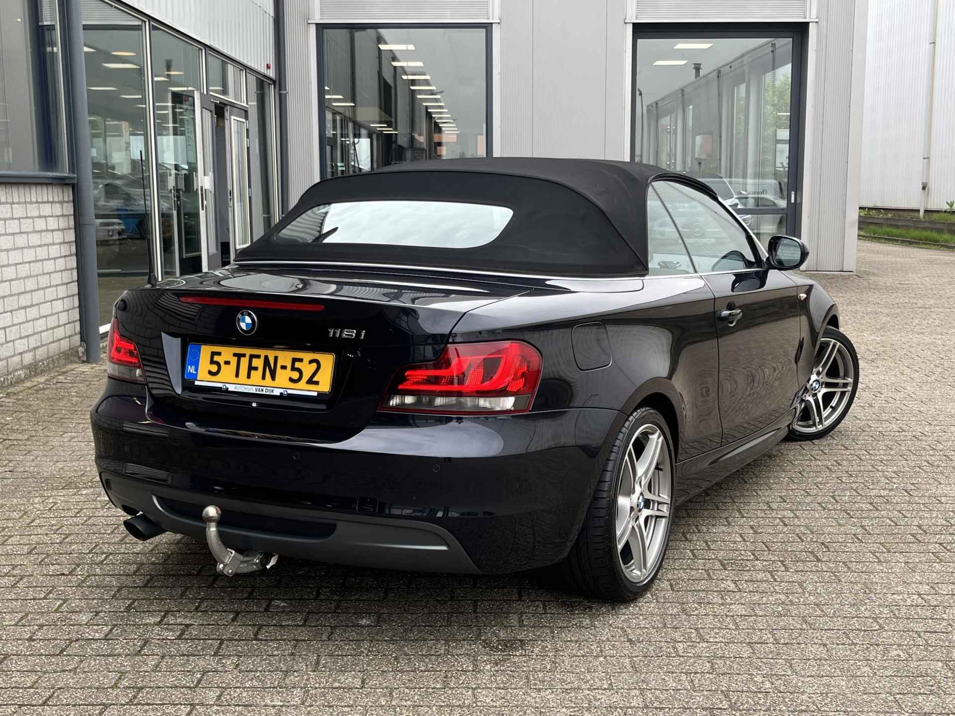 BMW 1-serie Cabrio 118i M Sport Edition | NL Auto/Voll.Historie/M-sport pakket/Navi/Cruise/Clima/Afn.Trekhaak - 6/92