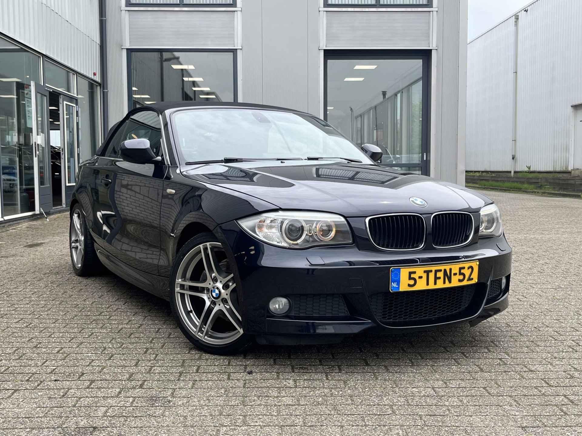 BMW 1-serie Cabrio 118i M Sport Edition | NL Auto/Voll.Historie/M-sport pakket/Navi/Cruise/Clima/Afn.Trekhaak - 52/92