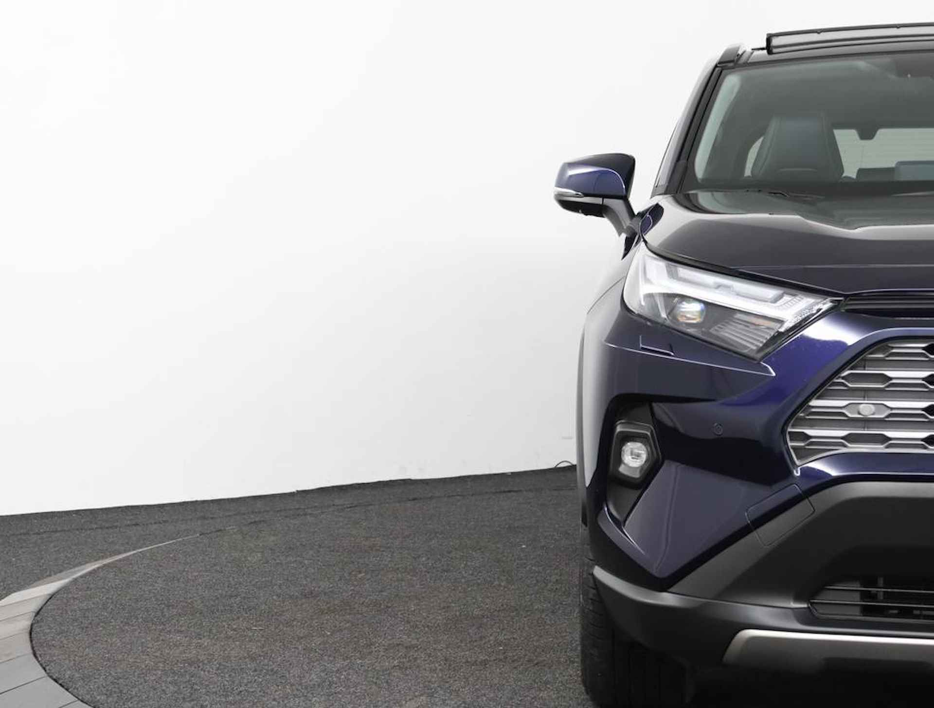 Toyota RAV4 2.5 Hybrid AWD Executive | Premium Pack | Panoramadak | Stoelverwarming | Stoelverkoeling | - 35/88