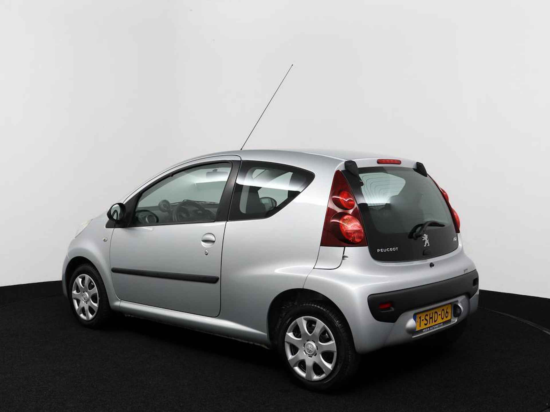 Peugeot 107 1.0 68 pk Active | Airco | Centrale Vergrendeling | Elektrische Ramen | - 9/40