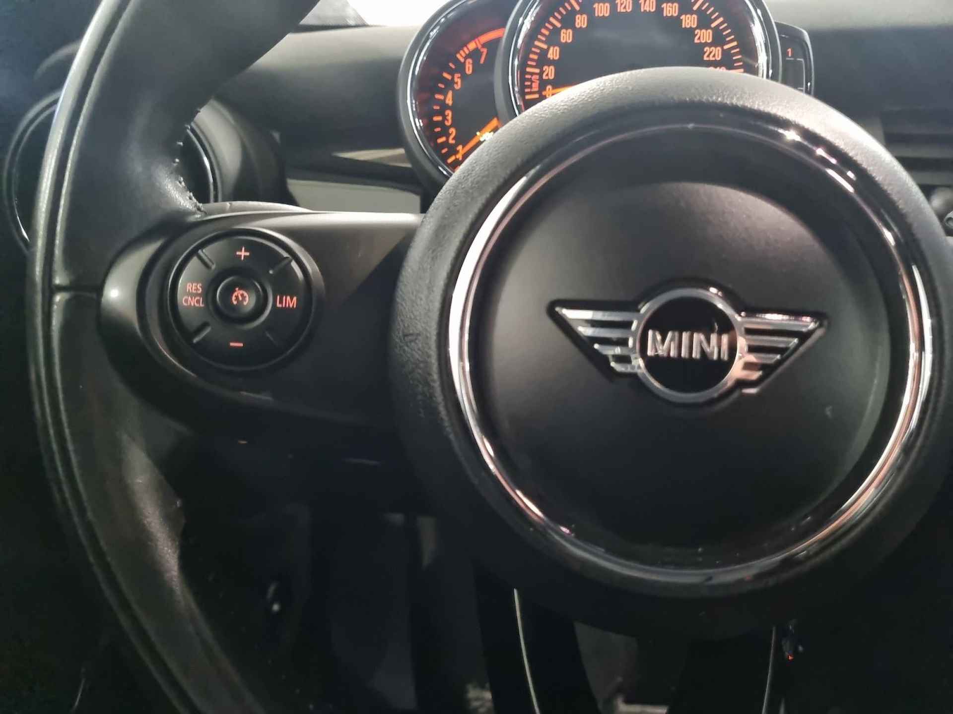 Mini Mini 1.5 Cooper Chili * Cruise control * Navi * lage KM * - 17/28