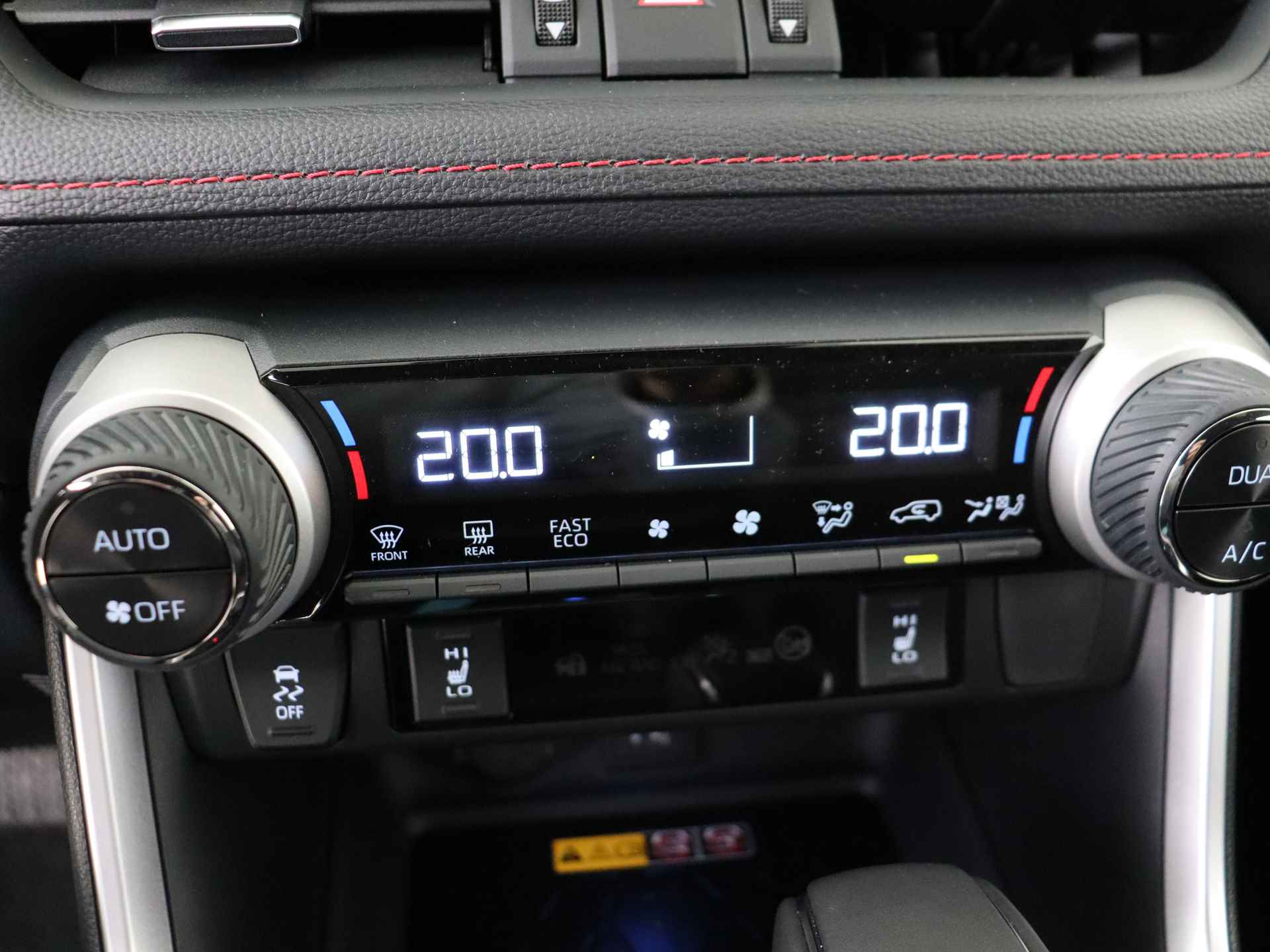 Toyota RAV4 2.5 Plug-in Hybrid AWD Style | Apple CarPlay | JBL | Camera | - 13/53