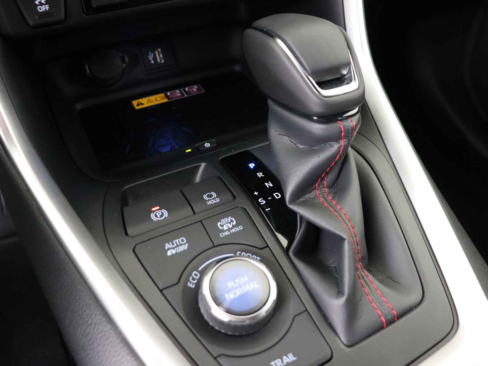Toyota RAV4 2.5 Plug-in Hybrid AWD Style | Apple CarPlay | JBL | Camera | - 14/53
