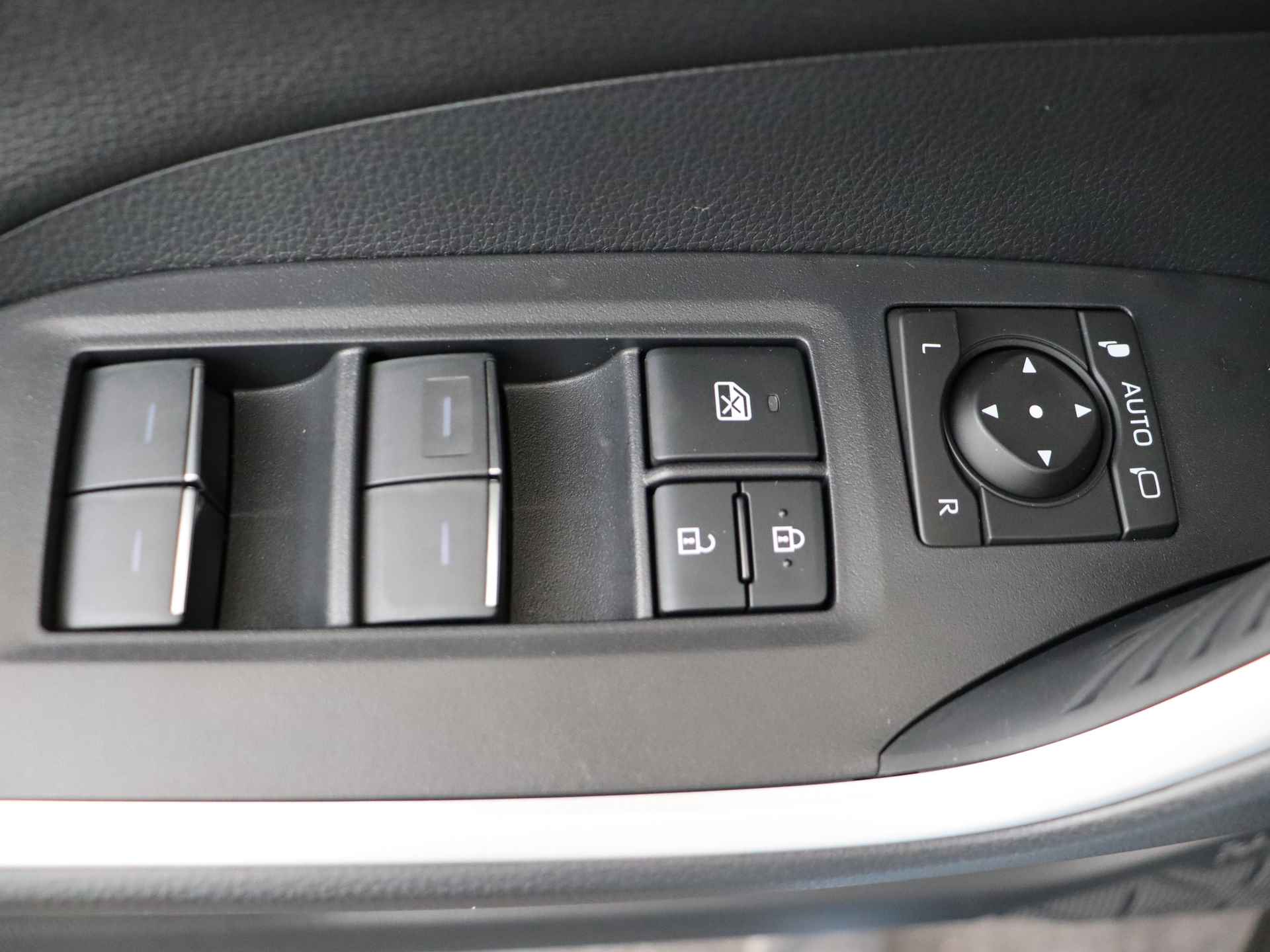 Toyota RAV4 2.5 Plug-in Hybrid AWD Style | Apple CarPlay | JBL | Camera | - 35/53