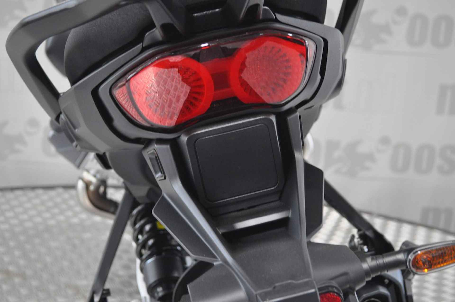 MOTO GUZZI Stelvio PFF RIDER ASSISTANCE SOLUTION - 8/19