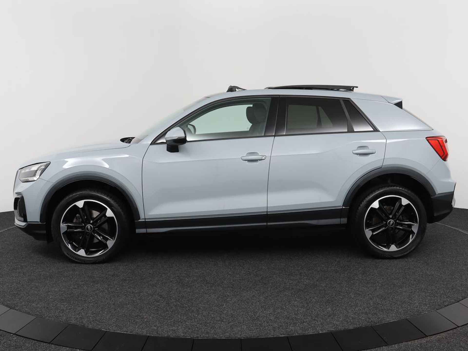 Audi Q2 35 TFSI 150Pk Automaat Edition One / Pano-Dak / Virtual / Clima - 2/38