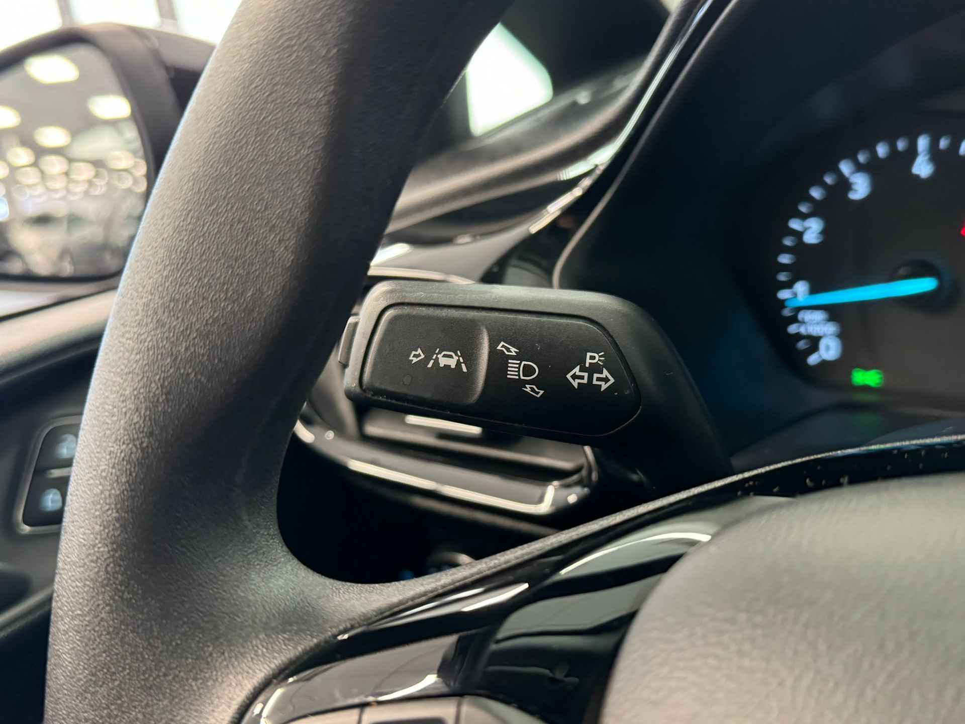 Ford Fiesta 1.0 EcoBoost Connected - 15/32