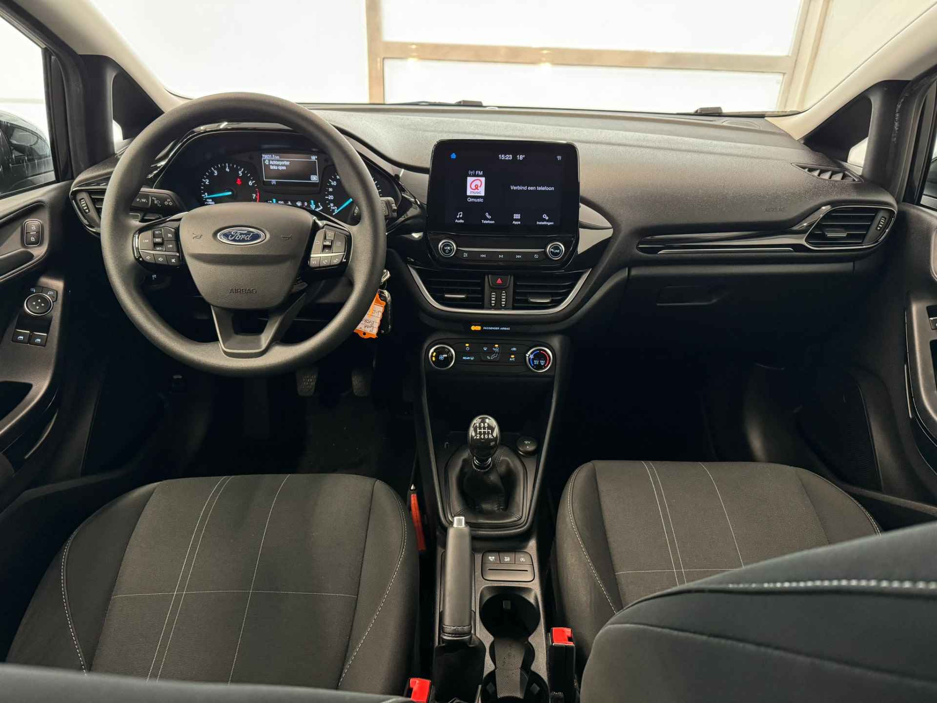 Ford Fiesta 1.0 EcoBoost Connected - 27/32