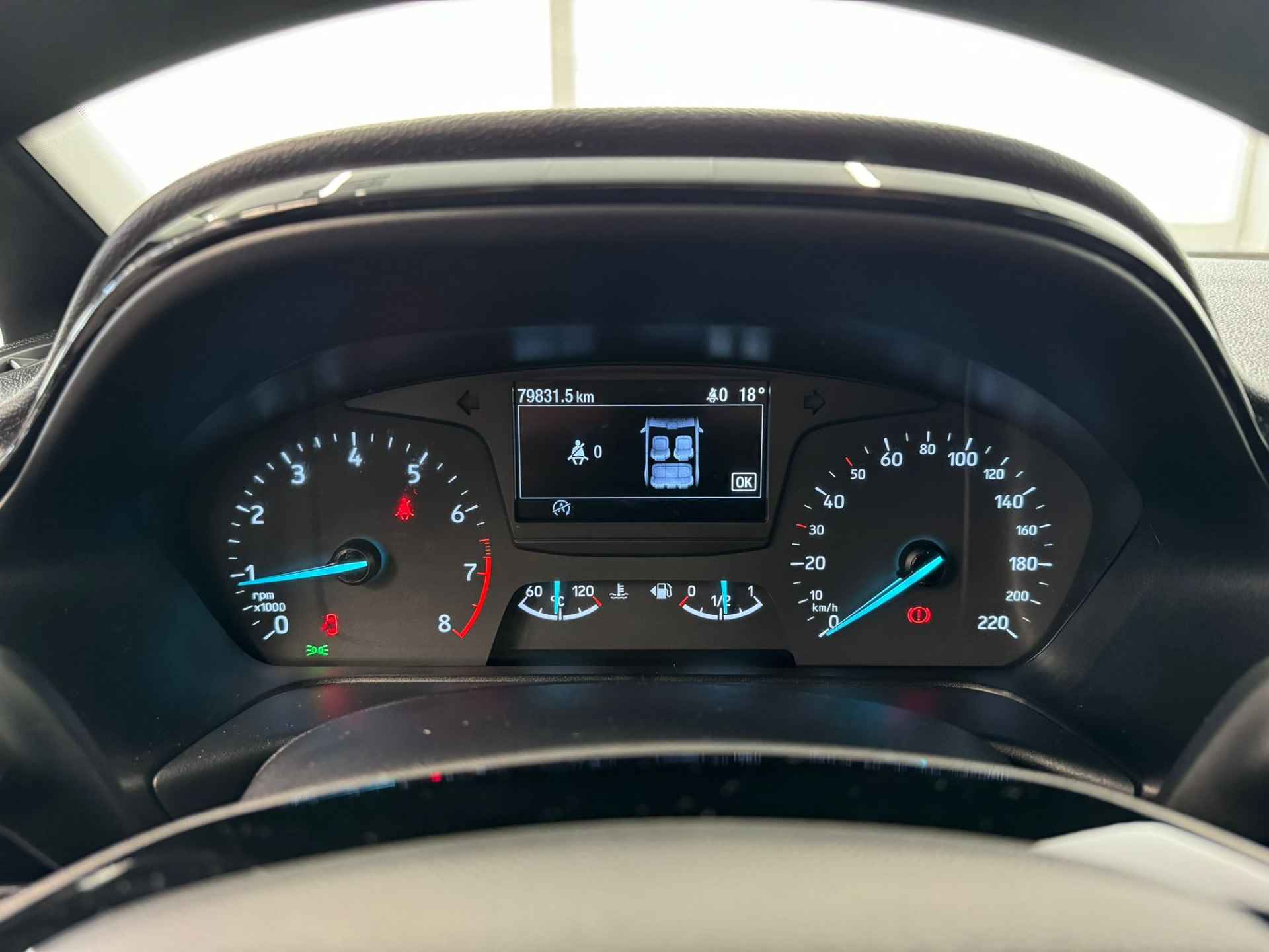 Ford Fiesta 1.0 EcoBoost Connected - 28/32