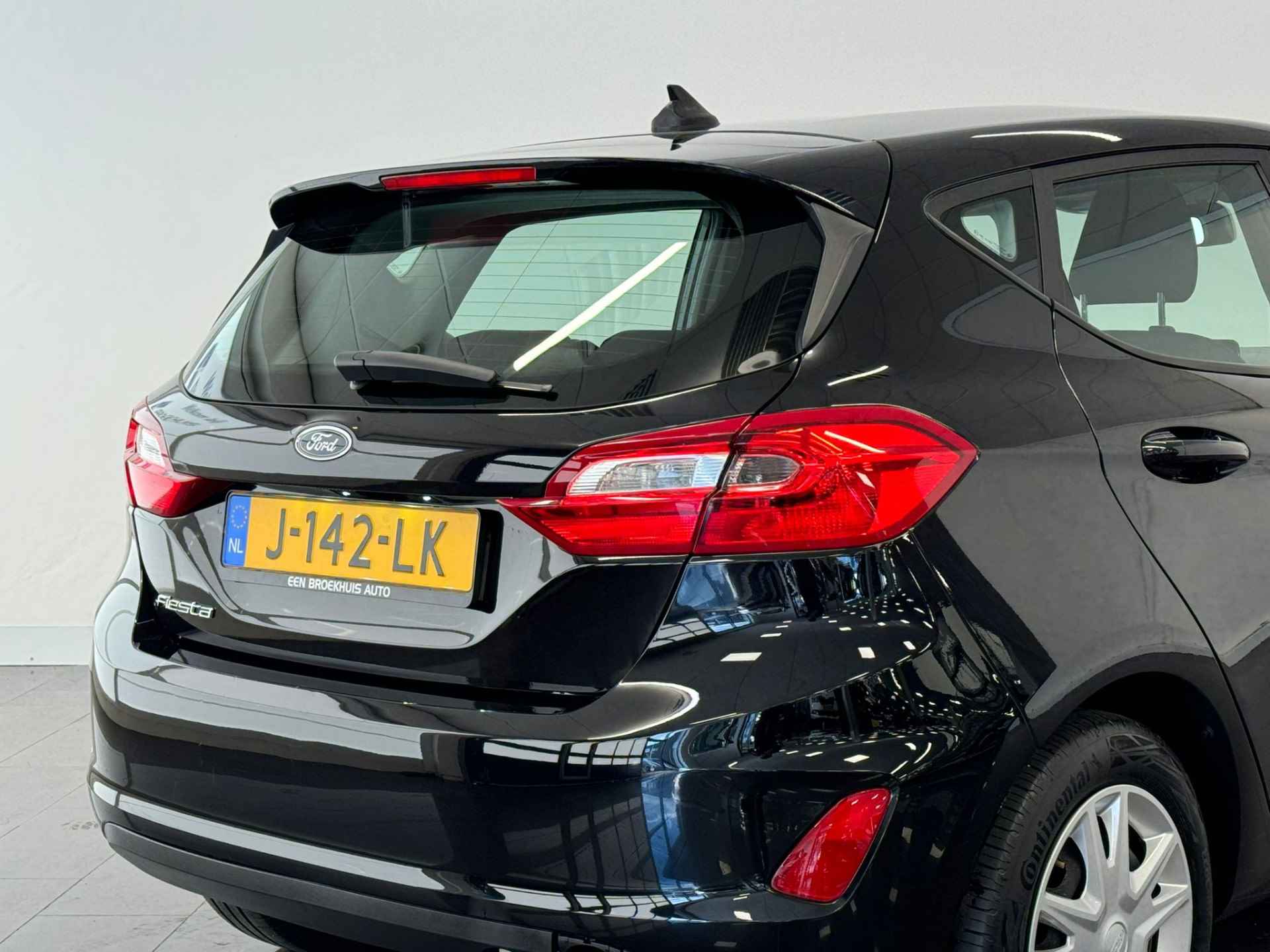 Ford Fiesta 1.0 EcoBoost Connected - 32/32