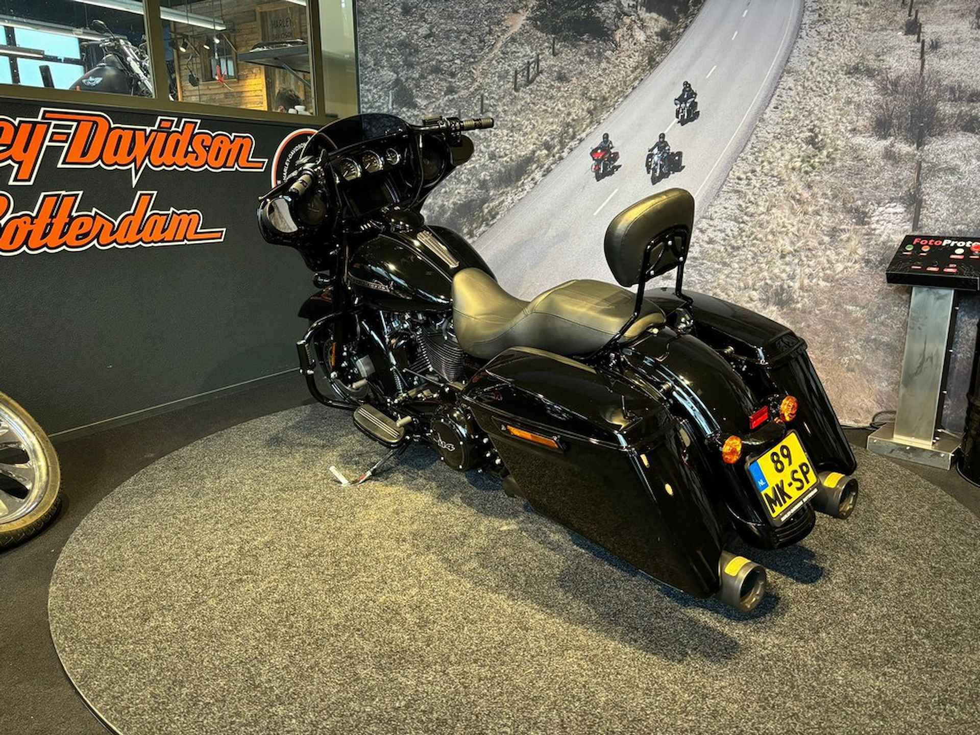 Harley-Davidson TOUR 107 FLHXS STREET GLIDE SPECIAL - 7/12