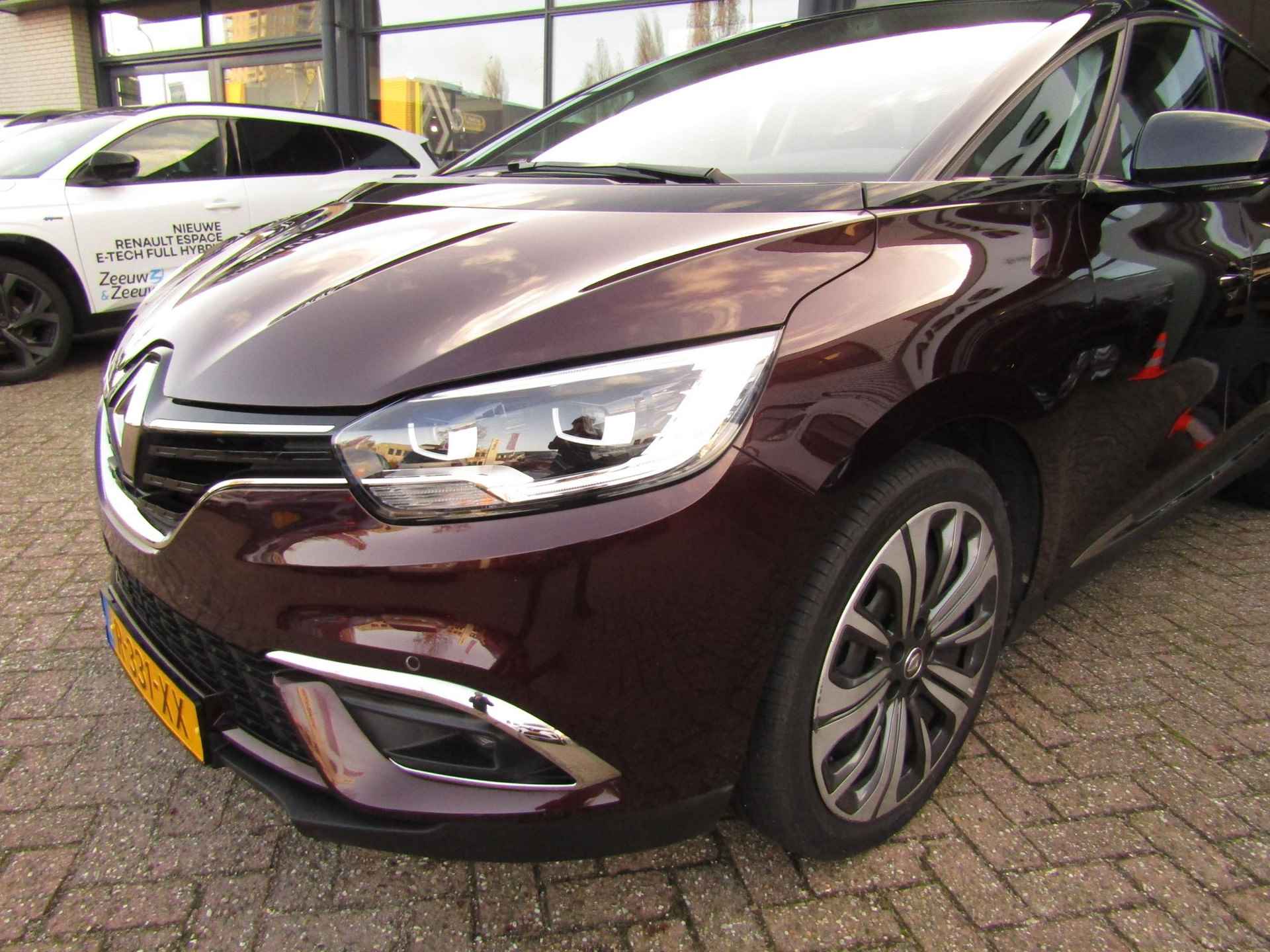 Renault Grand Scénic 1.3 TCe Zen 7 Persoons. - 8/27