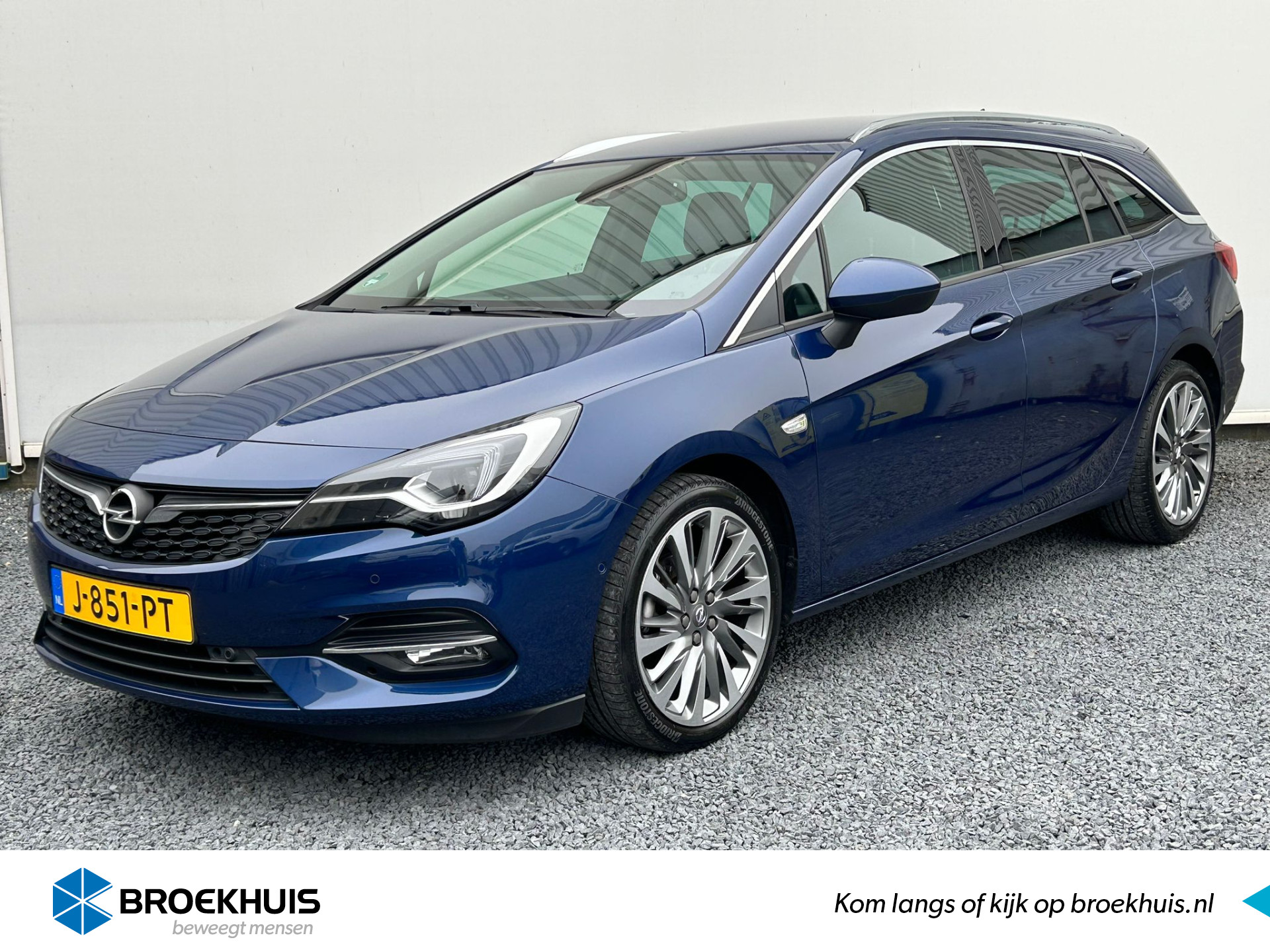 Opel Astra Astra Sports Tourer 1.2 131pk | Zeer luxe! | Stoel- stuur- voorruitverwarming | Stoelverkoeling | Verwarmde achterbank | AGR sto Lederen bekleding | Climate control | Cruise control | Keyless entry en -start | Dodehoek sensor |