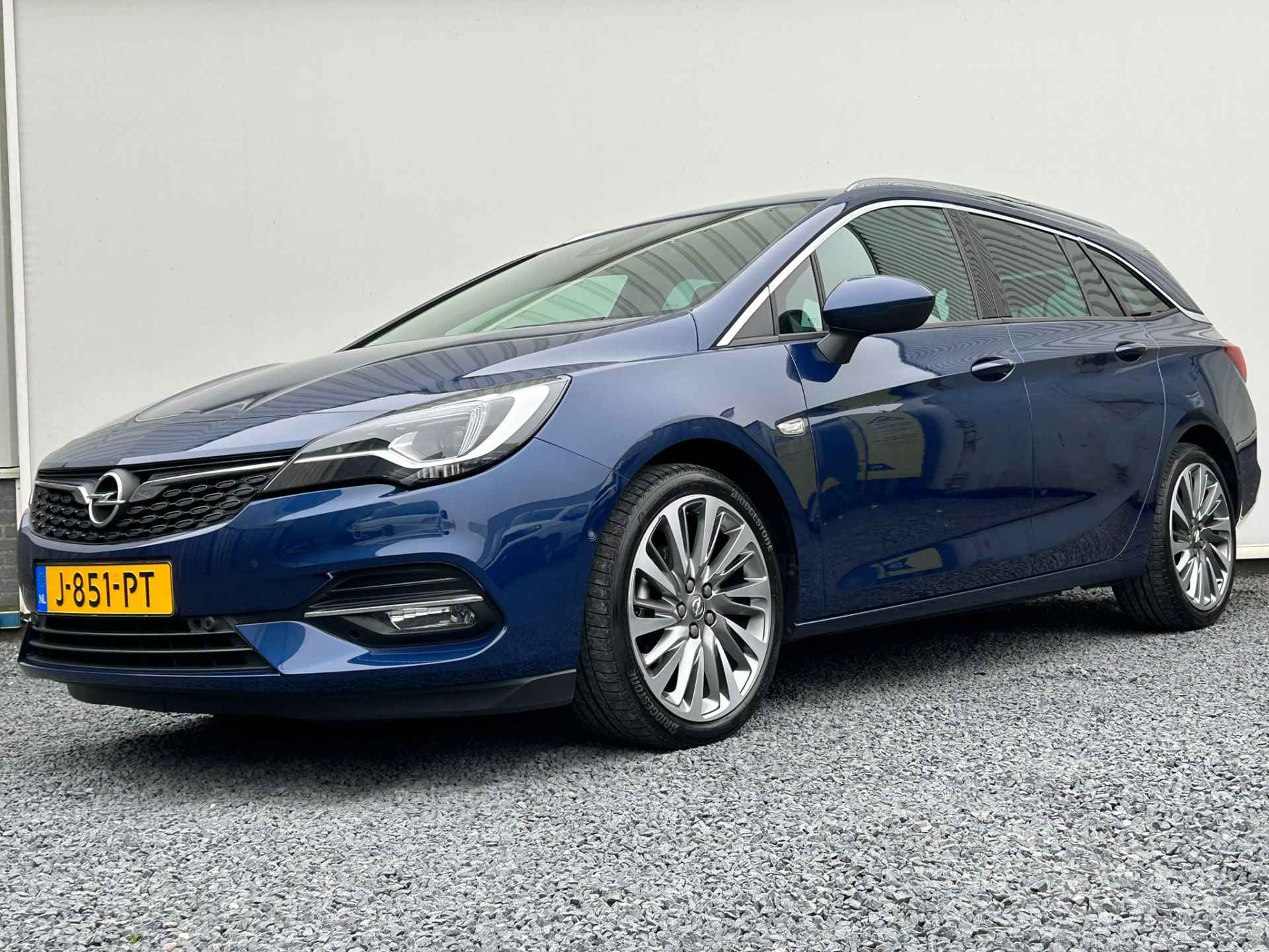 Opel Astra Astra Sports Tourer 1.2 131pk | Zeer luxe! | Stoel- stuur- voorruitverwarming | Stoelverkoeling | Verwarmde achterbank | AGR sto Lederen bekleding | Climate control | Cruise control | Keyless entry en -start | Dodehoek sensor | - 3/33