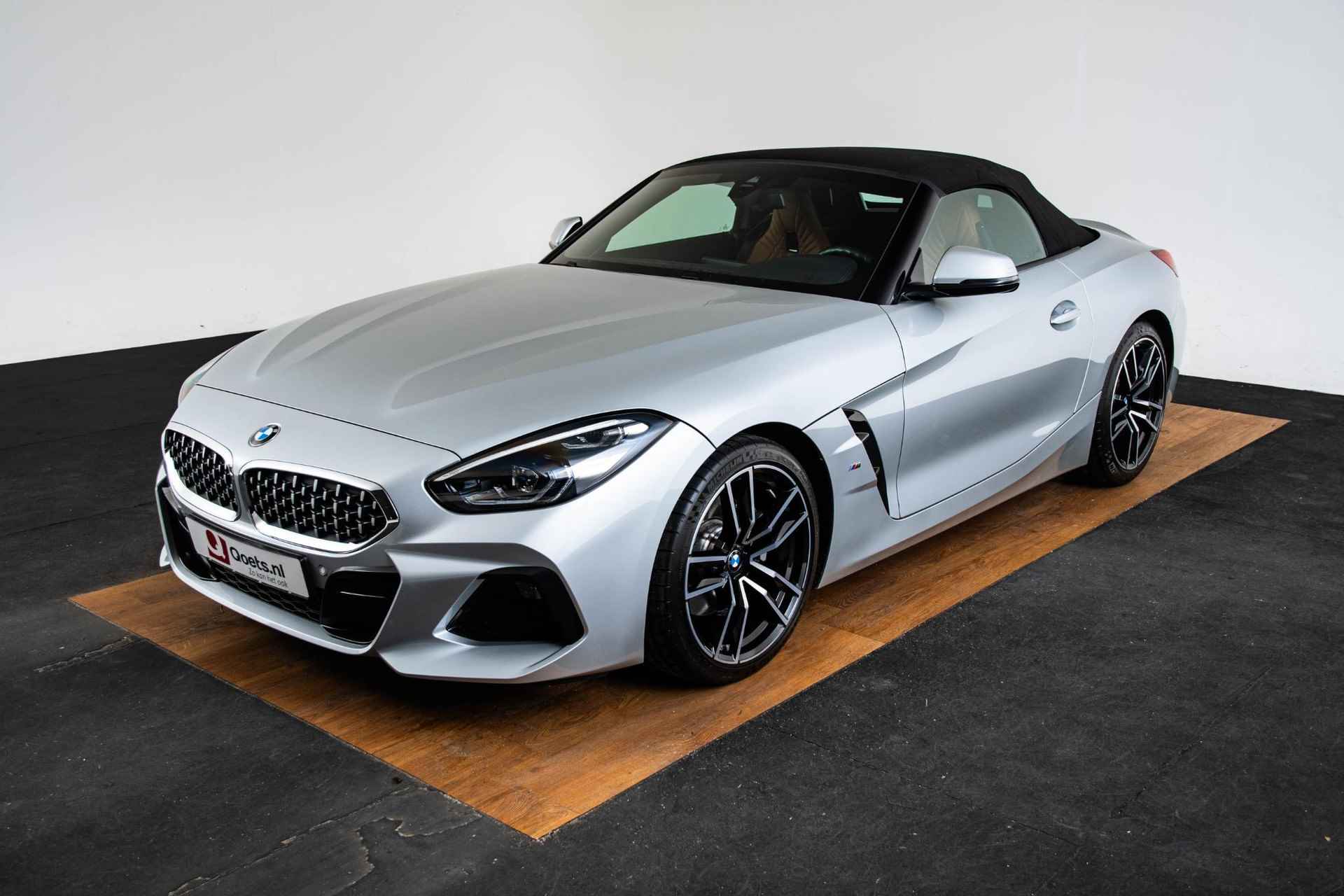 BMW Z4 Roadster sDrive20i High Executive M Sport - Elektrische verwarmde voorstoelen - Alarmsysteem klasse 3 - Hifi System - Active Cruise Control - 19 inch lichtmetalen velgen - Dashboard in Sensatec - - 7/64