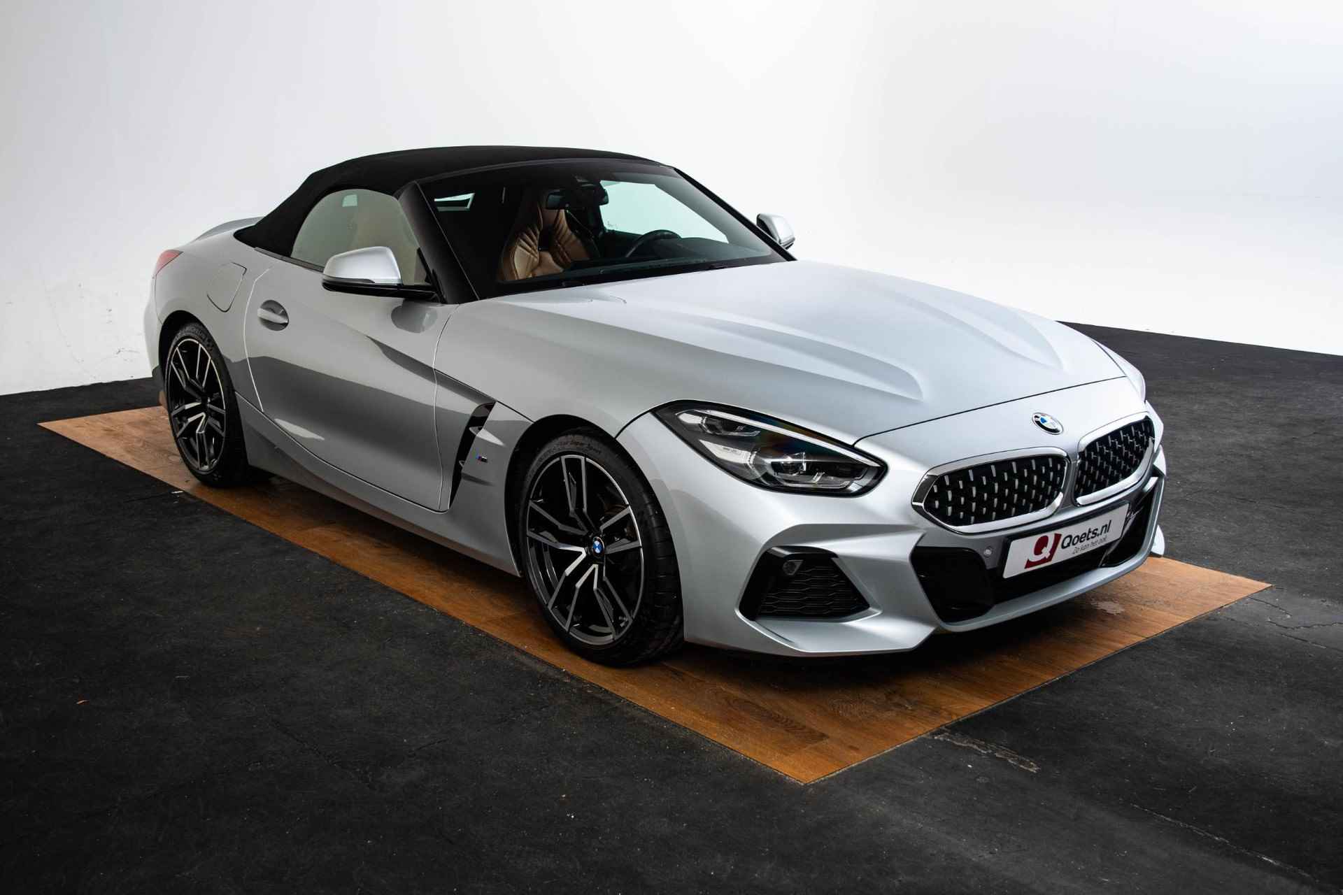 BMW Z4 Roadster sDrive20i High Executive M Sport - Elektrische verwarmde voorstoelen - Alarmsysteem klasse 3 - Hifi System - Active Cruise Control - 19 inch lichtmetalen velgen - Dashboard in Sensatec - - 8/64