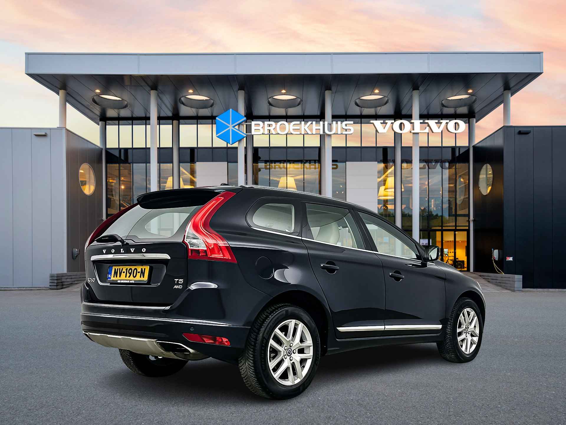 Volvo XC60 T5 AWD Polar+ | Leder | Panoramadak | Elektr. verst. stoelen | Xenon | Parkeercamera | Stoelverwarming | Parkeerverwarming | Ver - 4/30