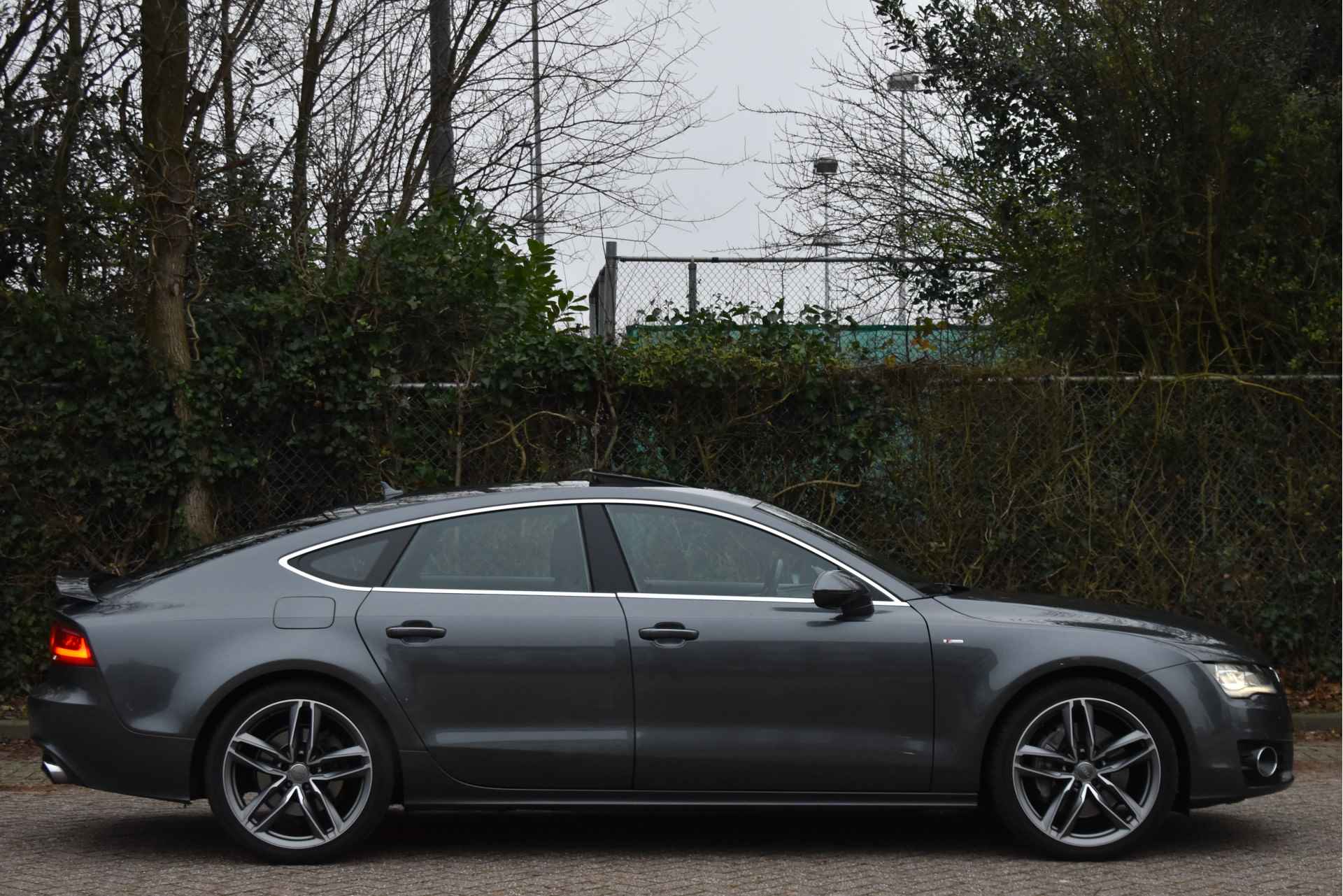 Audi A7 Sportback 3.0 TFSI quattro Pro Line plus 300 PK 3x S-Line | NL-Auto | Keyless | Luchtvering | Open dak | Camera | 20" Velgen - 32/69