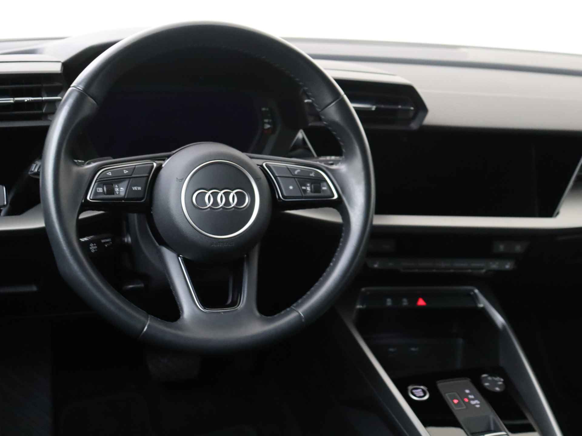 Audi A3 Sportback 35 TFSI S edition 150 pk Automaat | Navigatie | Climate Control | Stoelverwarming - 7/33