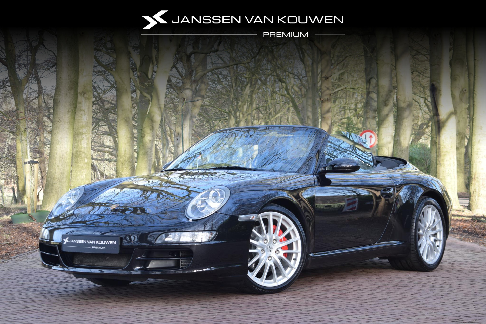 Porsche 911 Cabrio 3.8 Carrera S / Nieuwstaat / Onderhouden / Liefhebber bij viaBOVAG.nl
