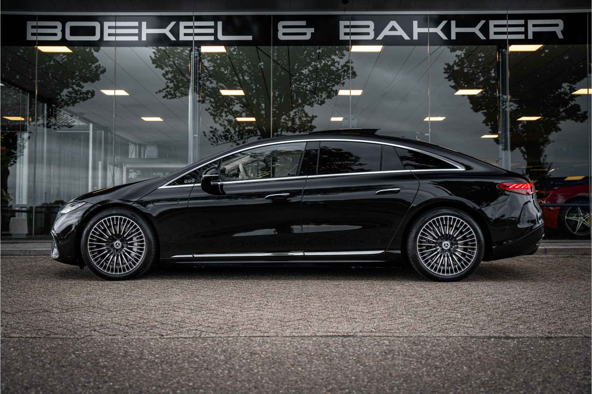 Mercedes-Benz EQS 450+ Edition 1 108 kWh - Hyperscreen - AMG - Panodak Fabrieksgarantie tot 05-2026 - NP 140K - Rijbereik 690km (WLTP) - 20/82