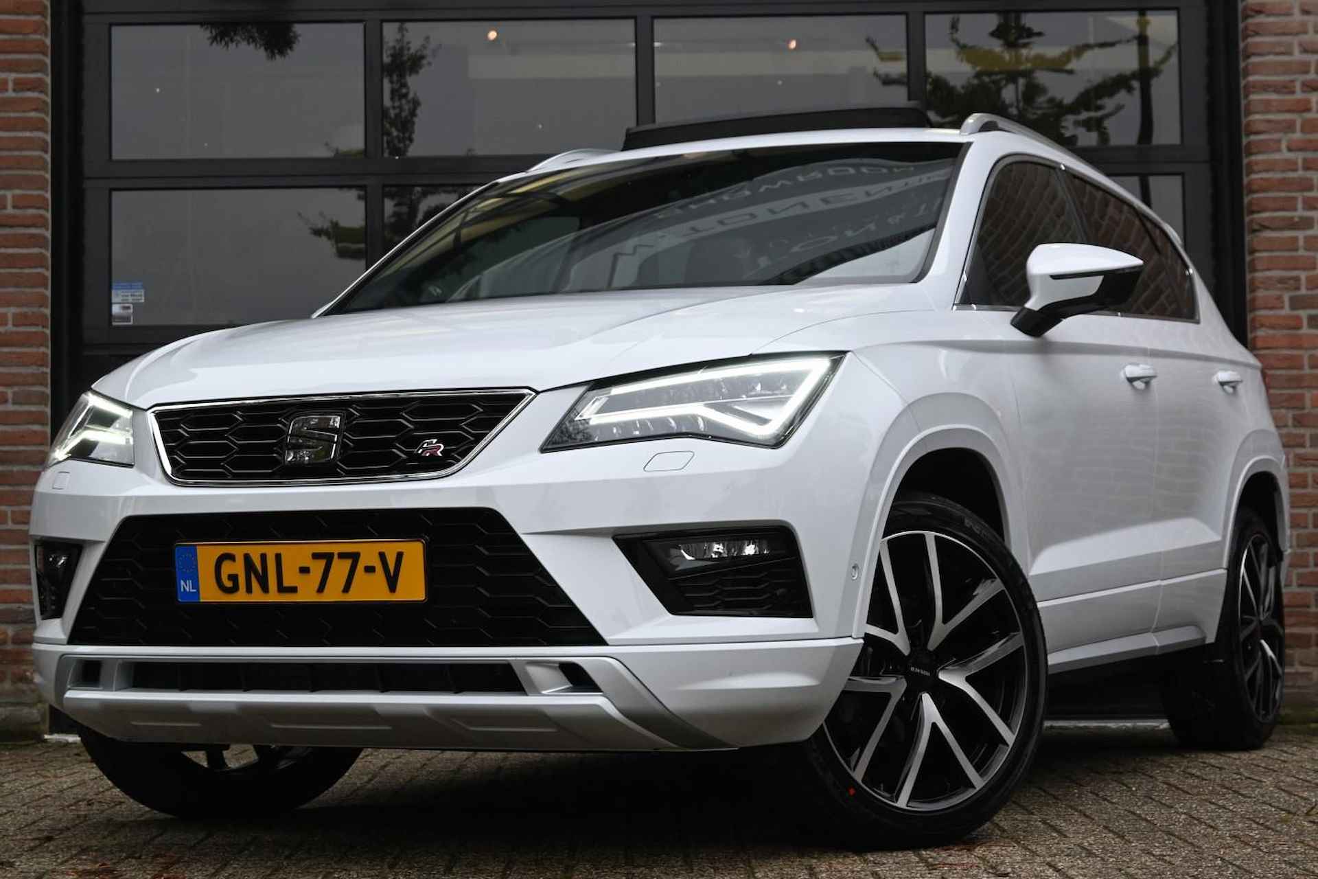 SEAT Ateca 1.5 TSI FR B.Intense Pano Leder Virtual Sfeer Trekhaak ´19 - 1/42