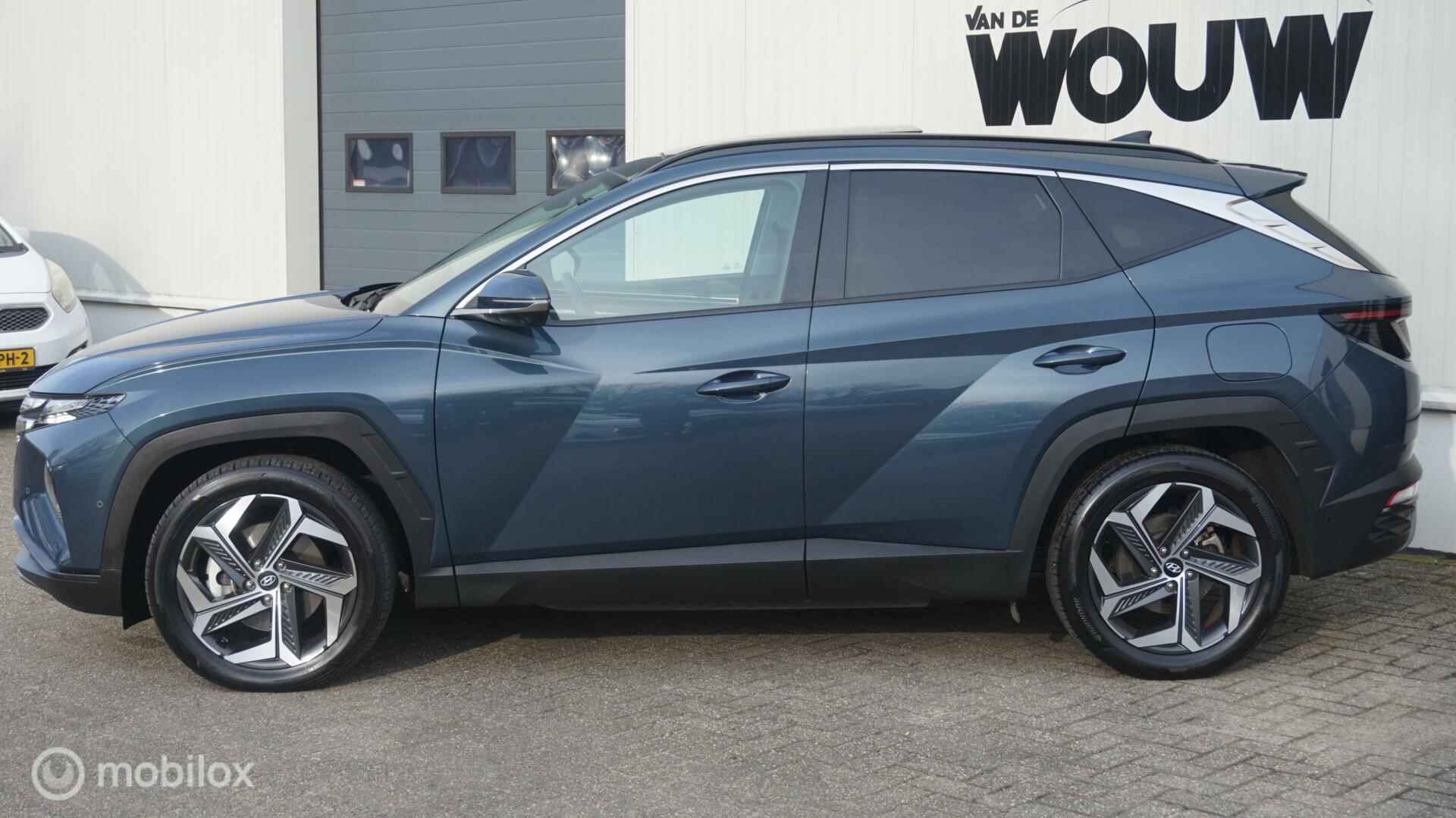 Hyundai Tucson 1.6 T-GDI PHEV Premium Sky 4WD Panoramadak | Elektr Achterklep - 4/42