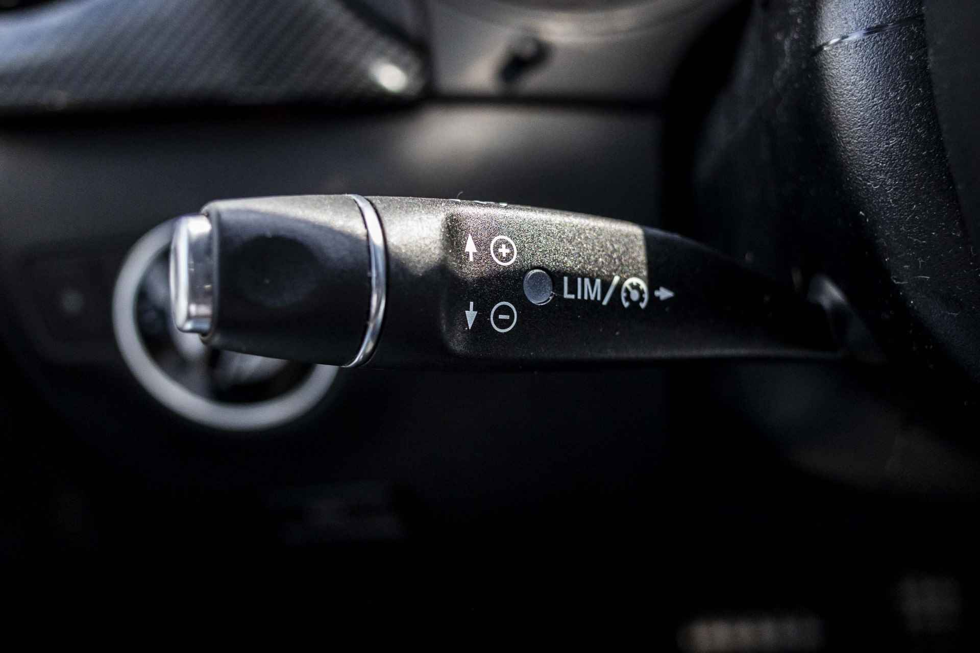 Mercedes-Benz B-Klasse 180 AMG Night Edition Plus | Automaat | NL Auto | Trekhaak | Carplay | LED | CAM - 41/46