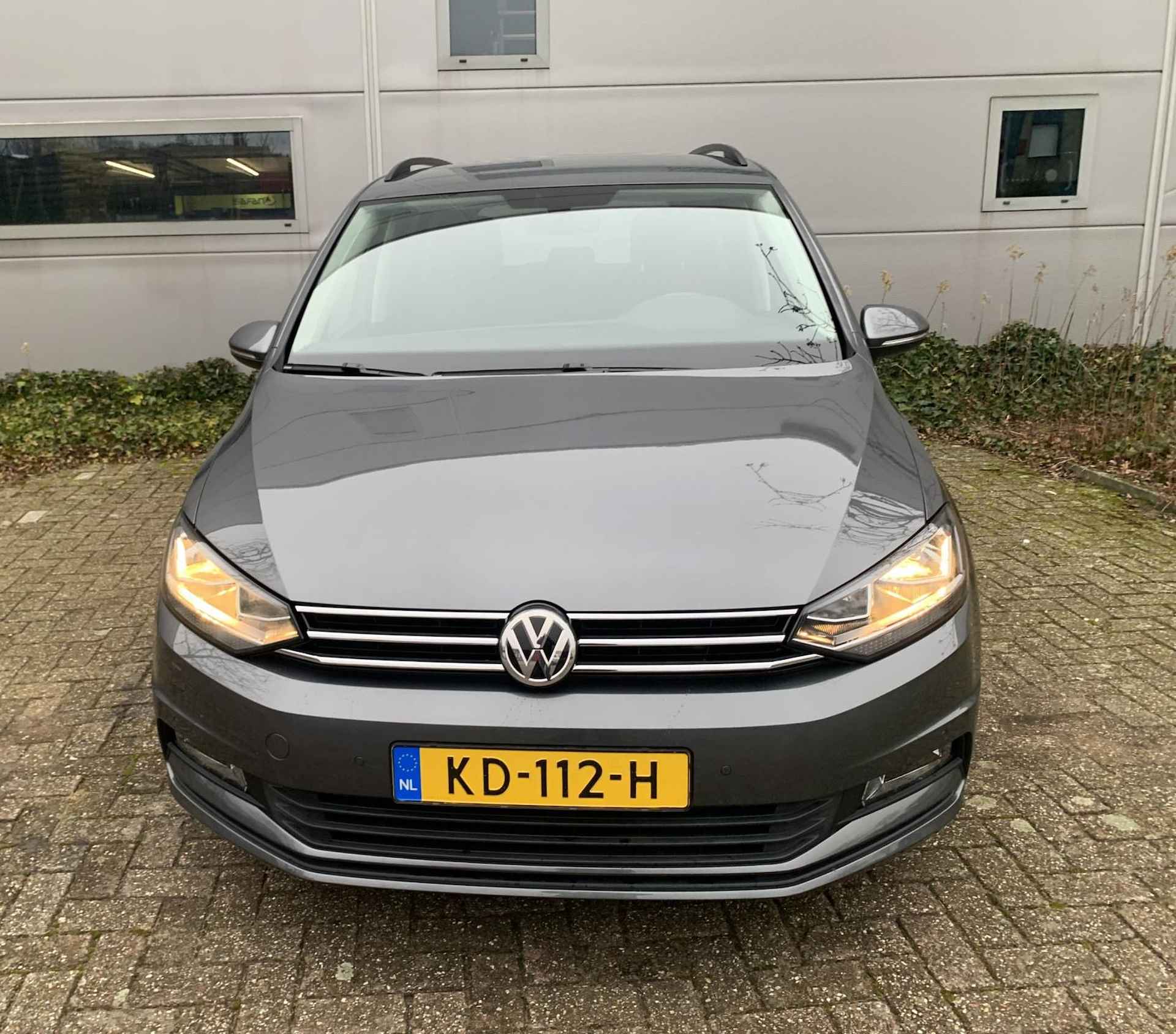 Volkswagen Touran 1.4 TSI Comfortline, DSG - 12/32