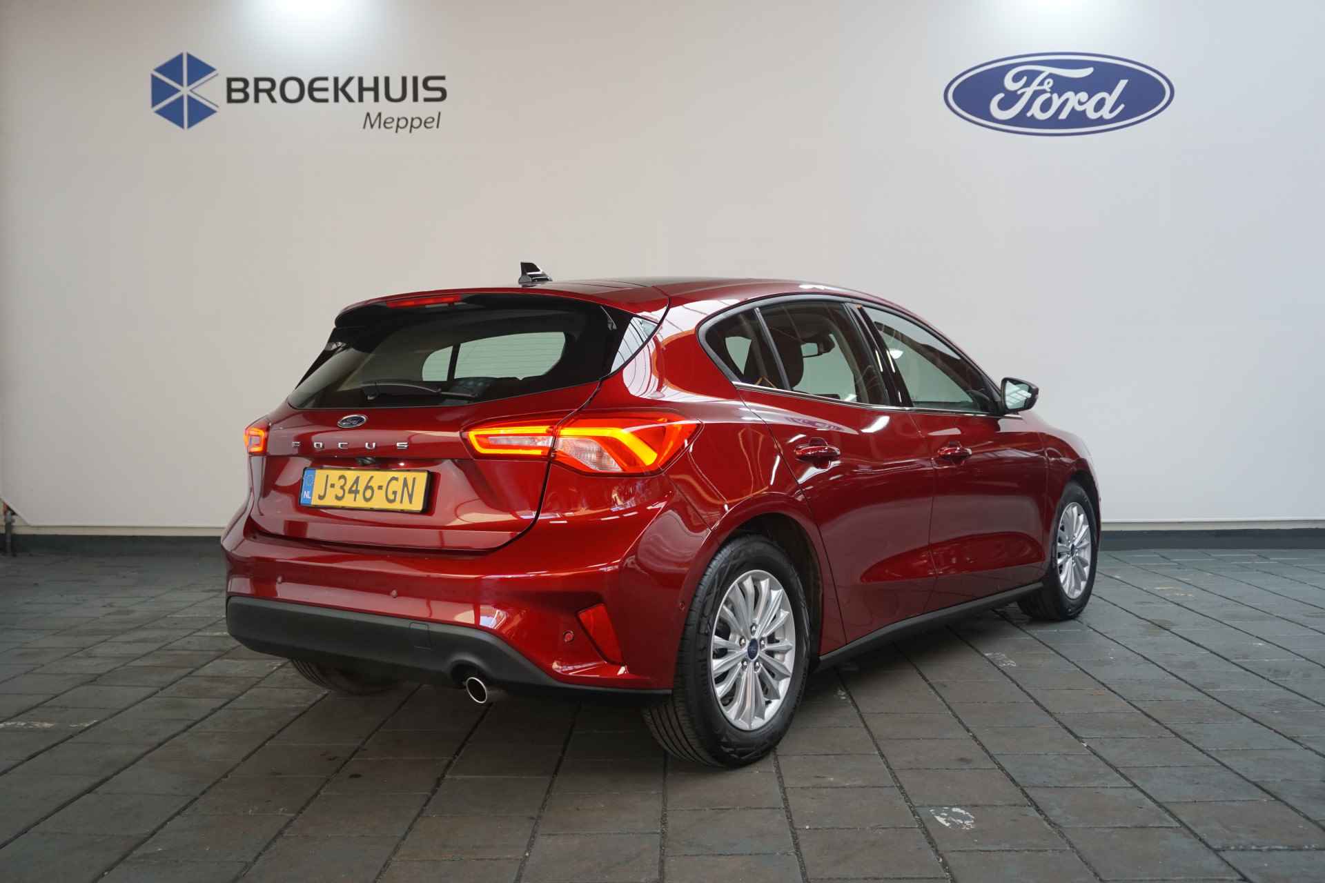 Ford Focus 1.0 EcoBoost Titanium Business | B&O | Adaptive Cruise | Panoramadak | AGR-Stoelen | Winter Pakket | Camera | - 3/22