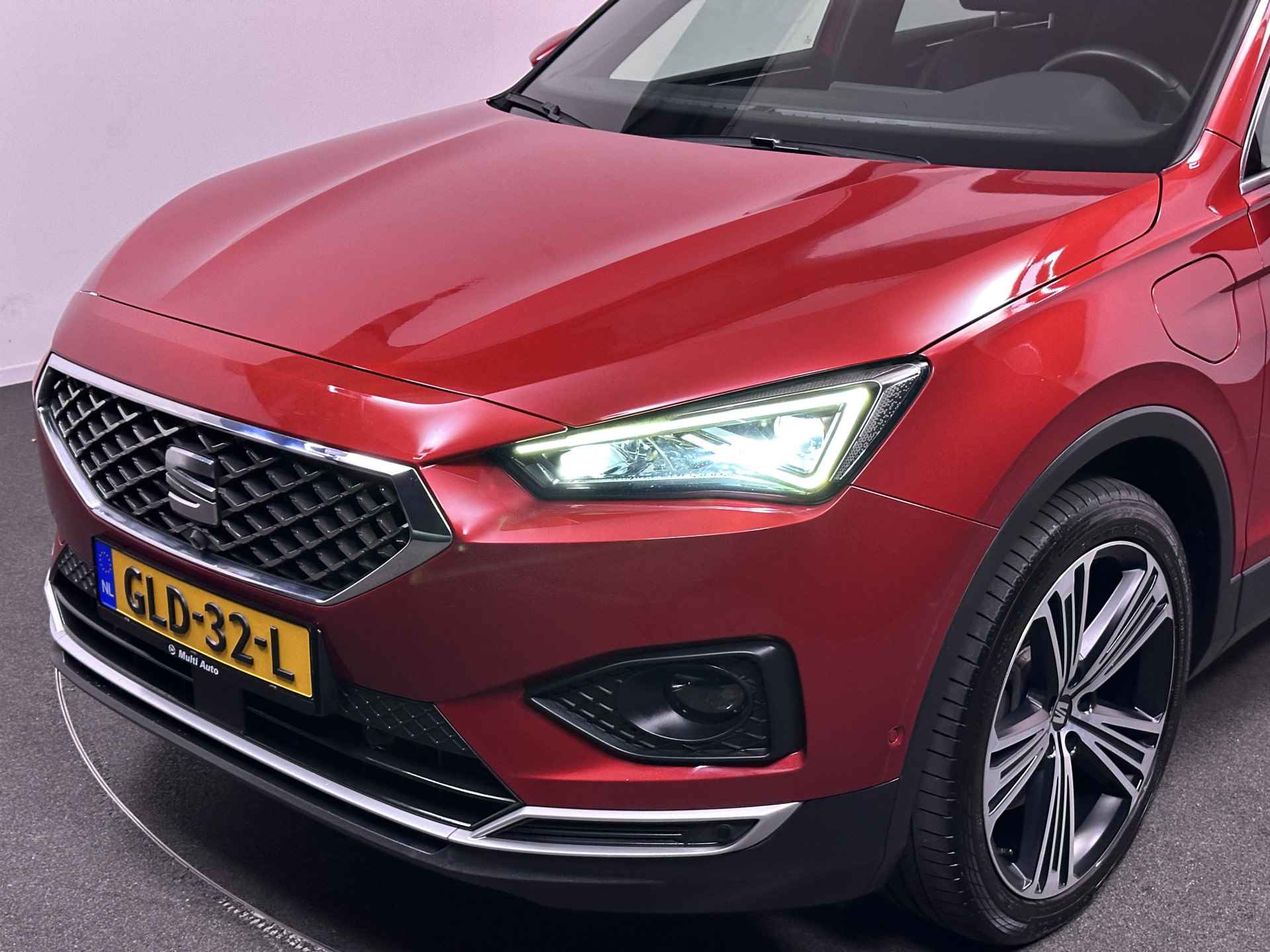 SEAT Tarraco 1.4 TSI Xcellence Plug in Hybrid 245pk PHEV | Adaptive Cruise | Lederen Sportstoelen | 20 "L.M  | Led | Digitaal Dasboard | Carplay | Stoel & Stuurwielverwarming | 360 Camera | - 8/42