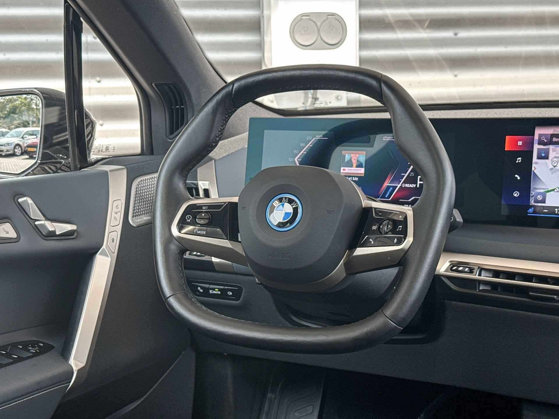 BMW iX xDrive50 High Executive / Co pilot / M Sport / Luchtvering /  Integrale actieve besturing - 9/30