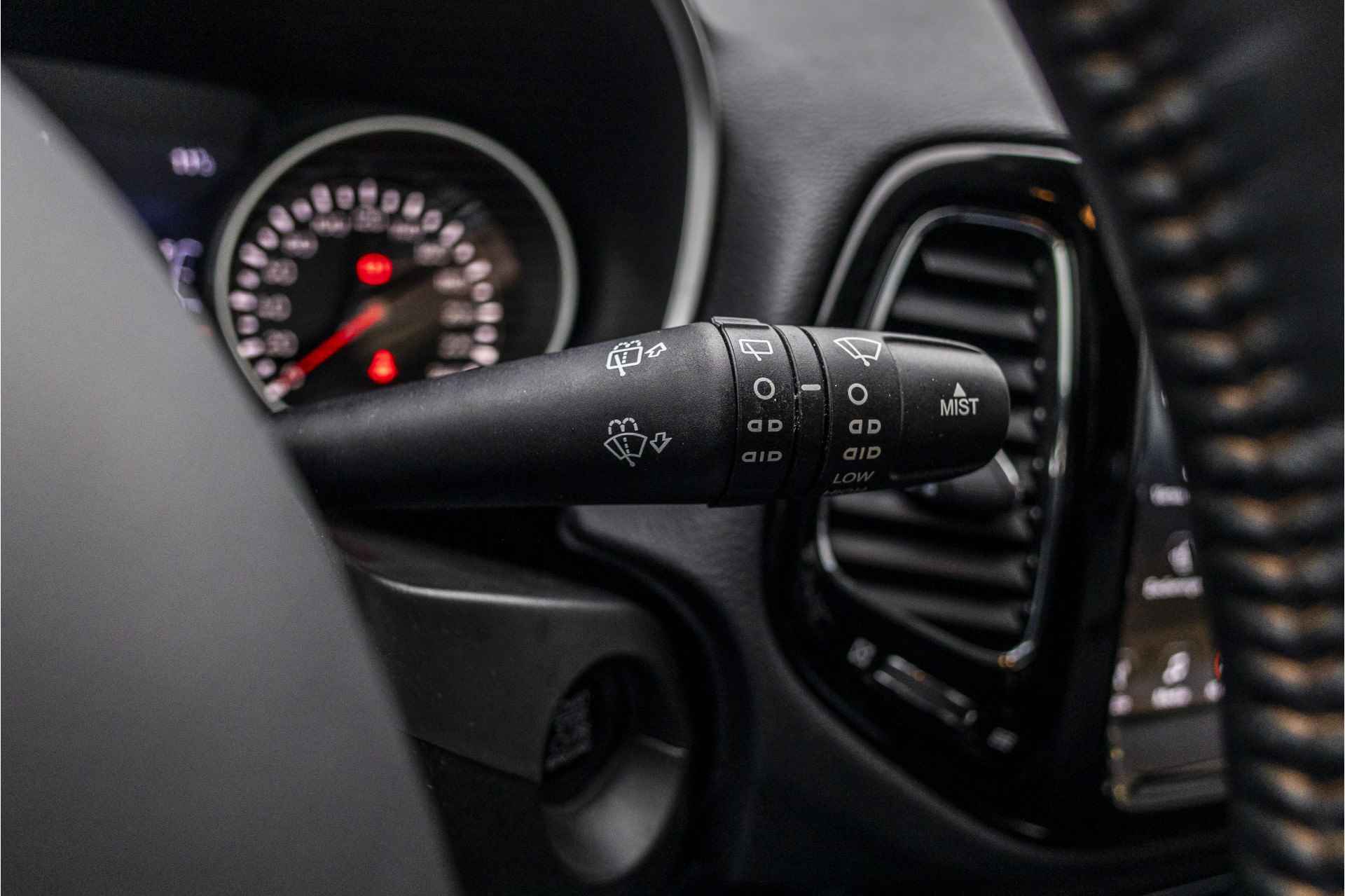 Jeep Compass 1.4 MultiAir Edition Plus | Beats | Trekhaak | Memory | Camera - 36/40